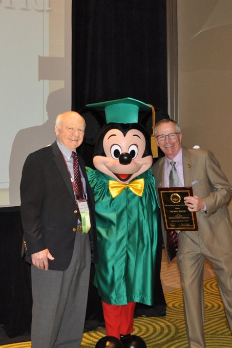  Mickey Mouse, Walt Disney Corp. wins AMS Distinguished Marketing Practitioner Award in 2016 