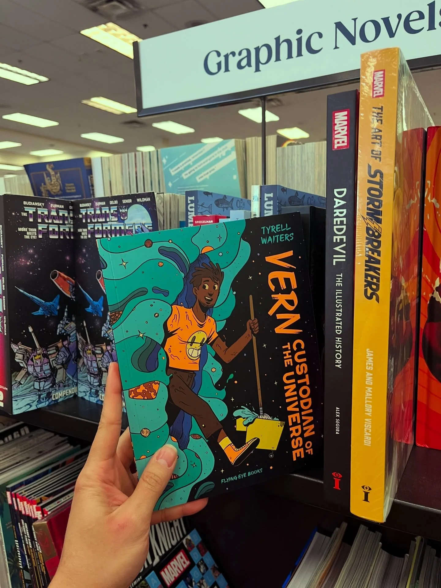 ✨ Spotted in the wild ✨ just some of the awesome books our clients have worked on 😎 

#comicartist #graphicnovels #comic #illustration