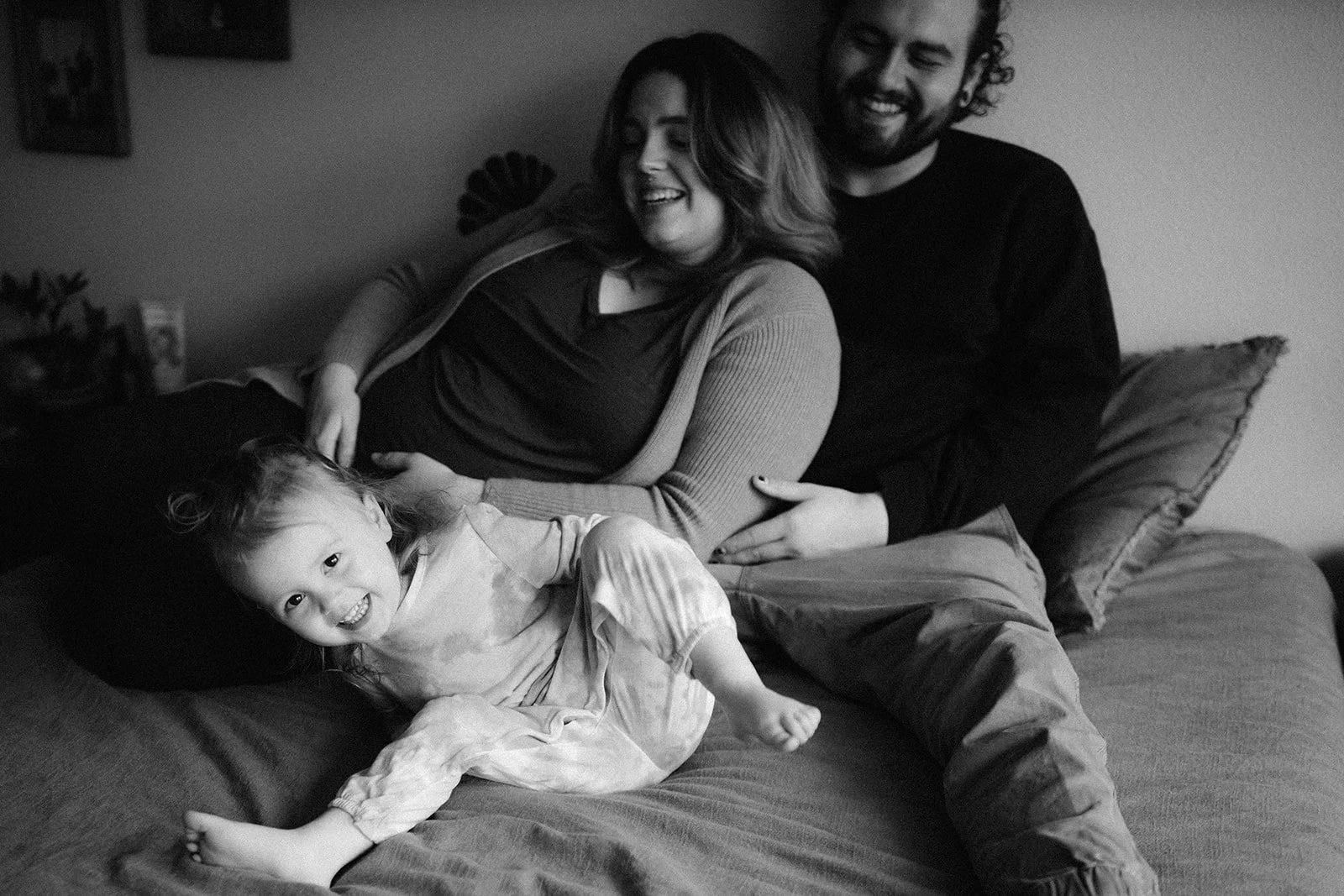 In-Home Family Photos In The Willamette Valley | A Cozy Albany Session