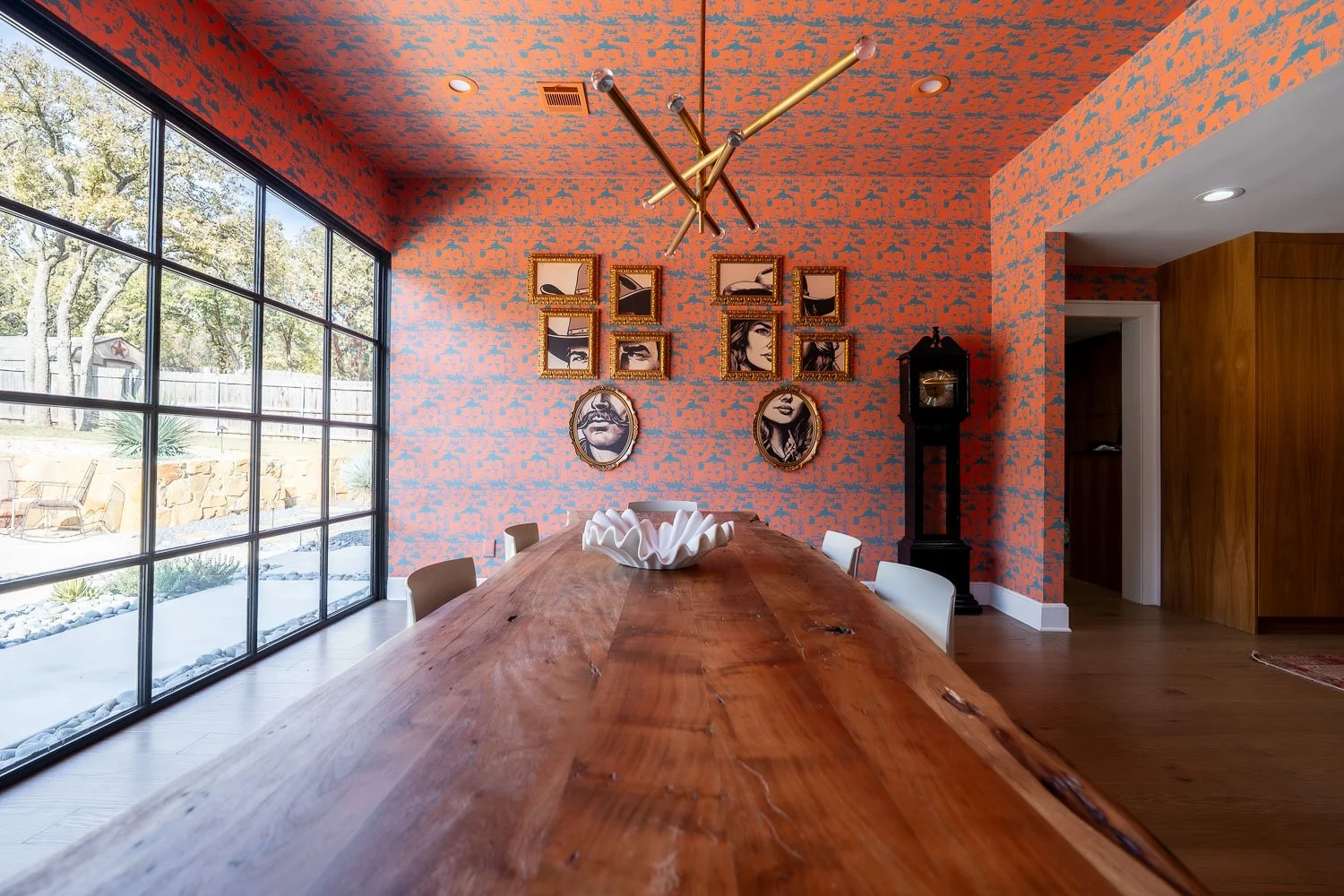 Wallpapered ceilingin Keller, TX home.