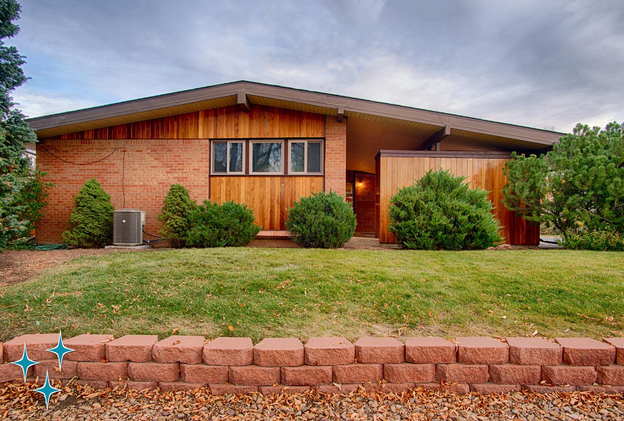 Adrian-Kinney-4155-W-Iliff-Avenue-Denver-r-Carey-Holiday-Home-2000w50-3SWM-1.jpg