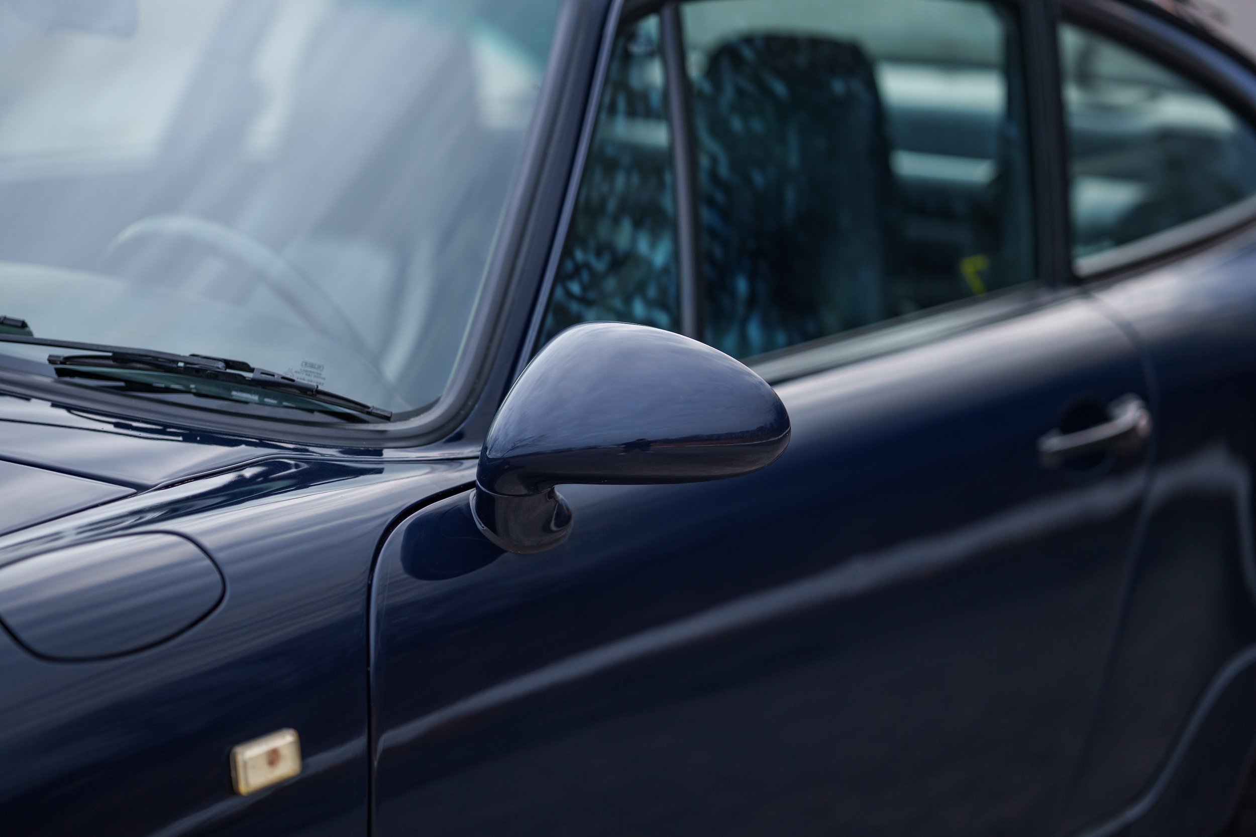 LegacyMotorworks_1990_Porsche911C4_9.jpg