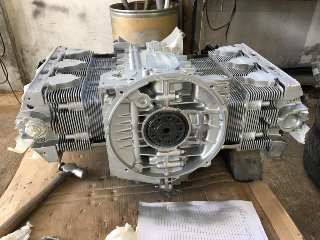 LegacyMotorworks_1990_Porsche911C4_Build_292.jpg