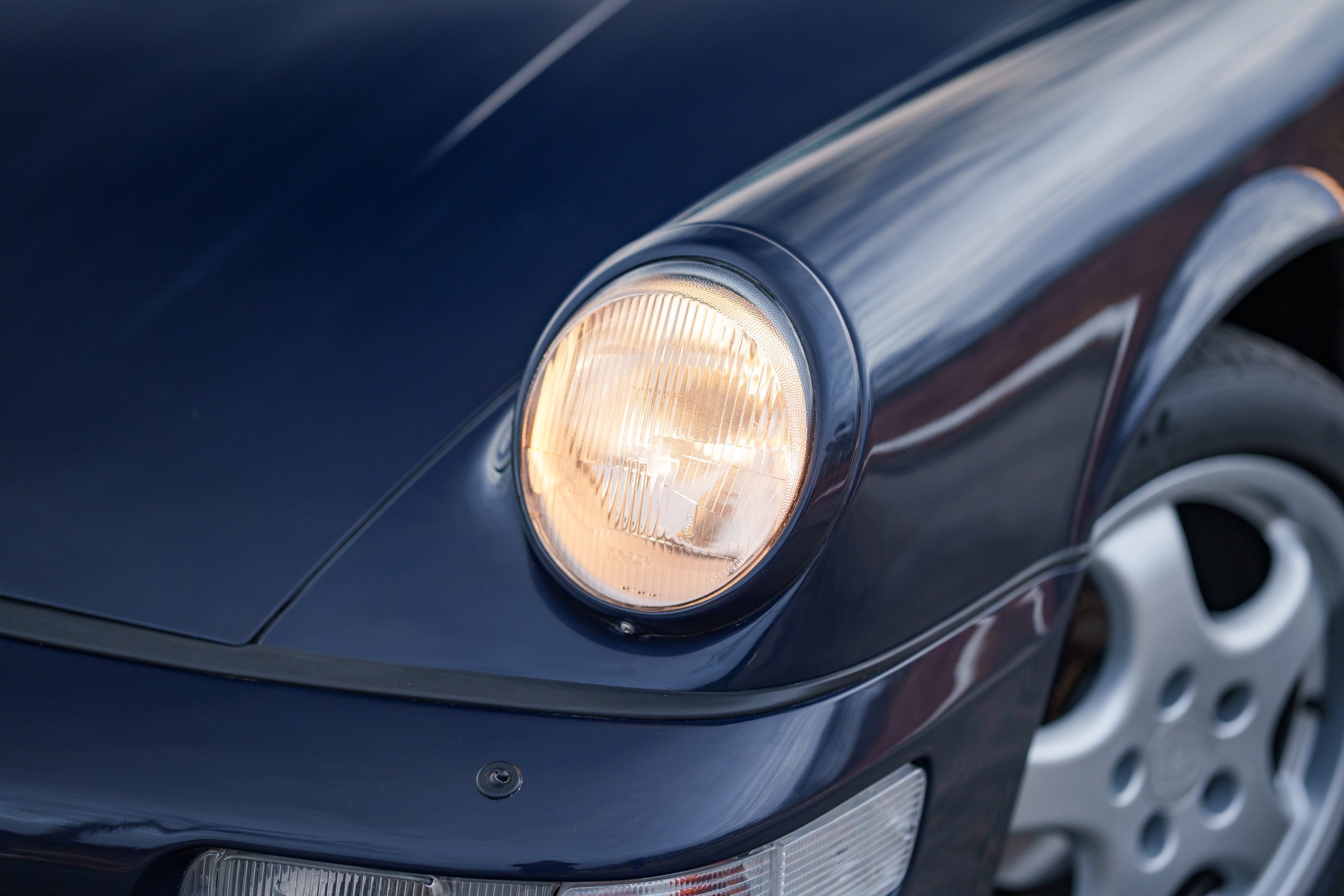 LegacyMotorworks_1990_Porsche911C4_6.jpg