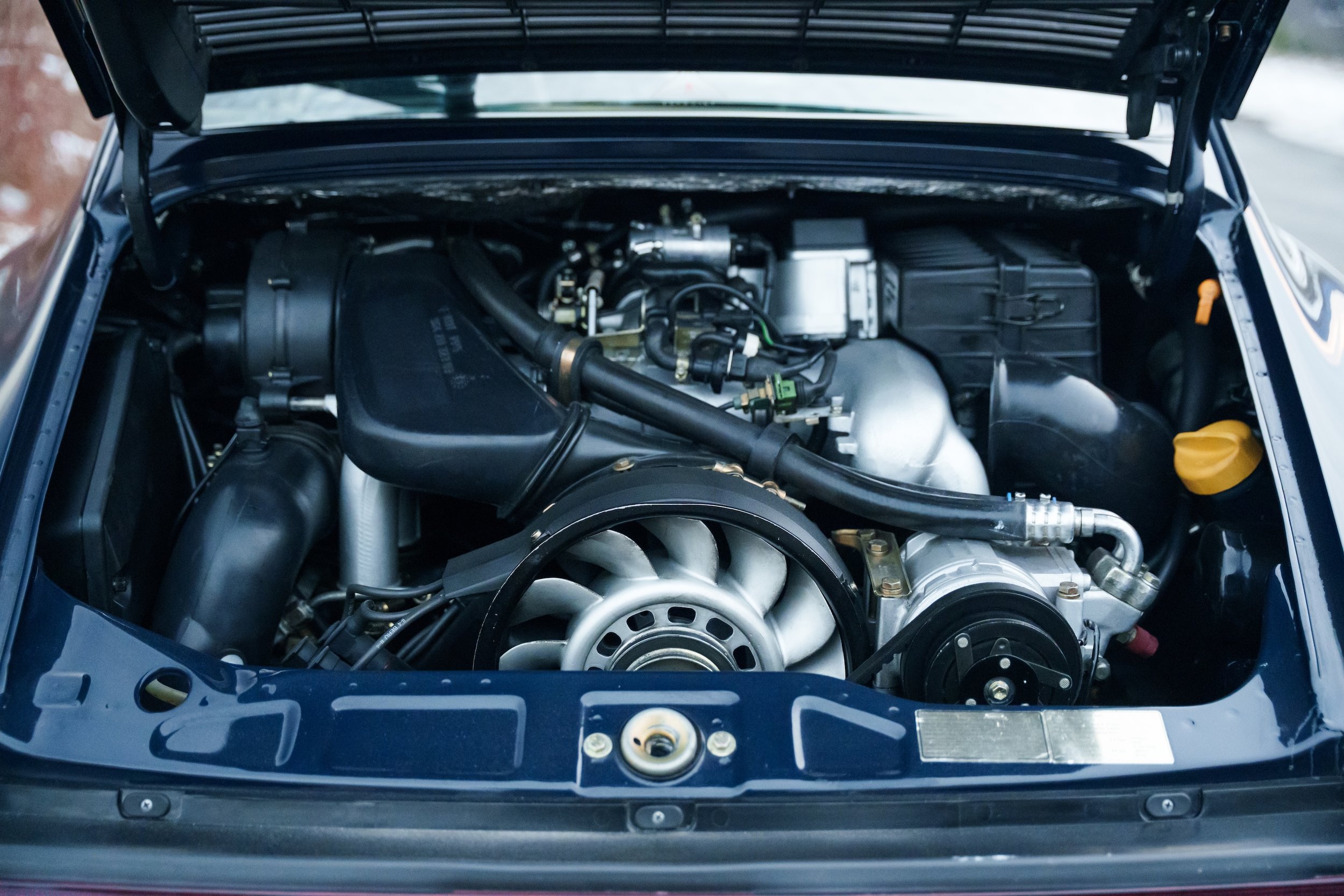 LegacyMotorworks_1990_Porsche911C4_69.jpg