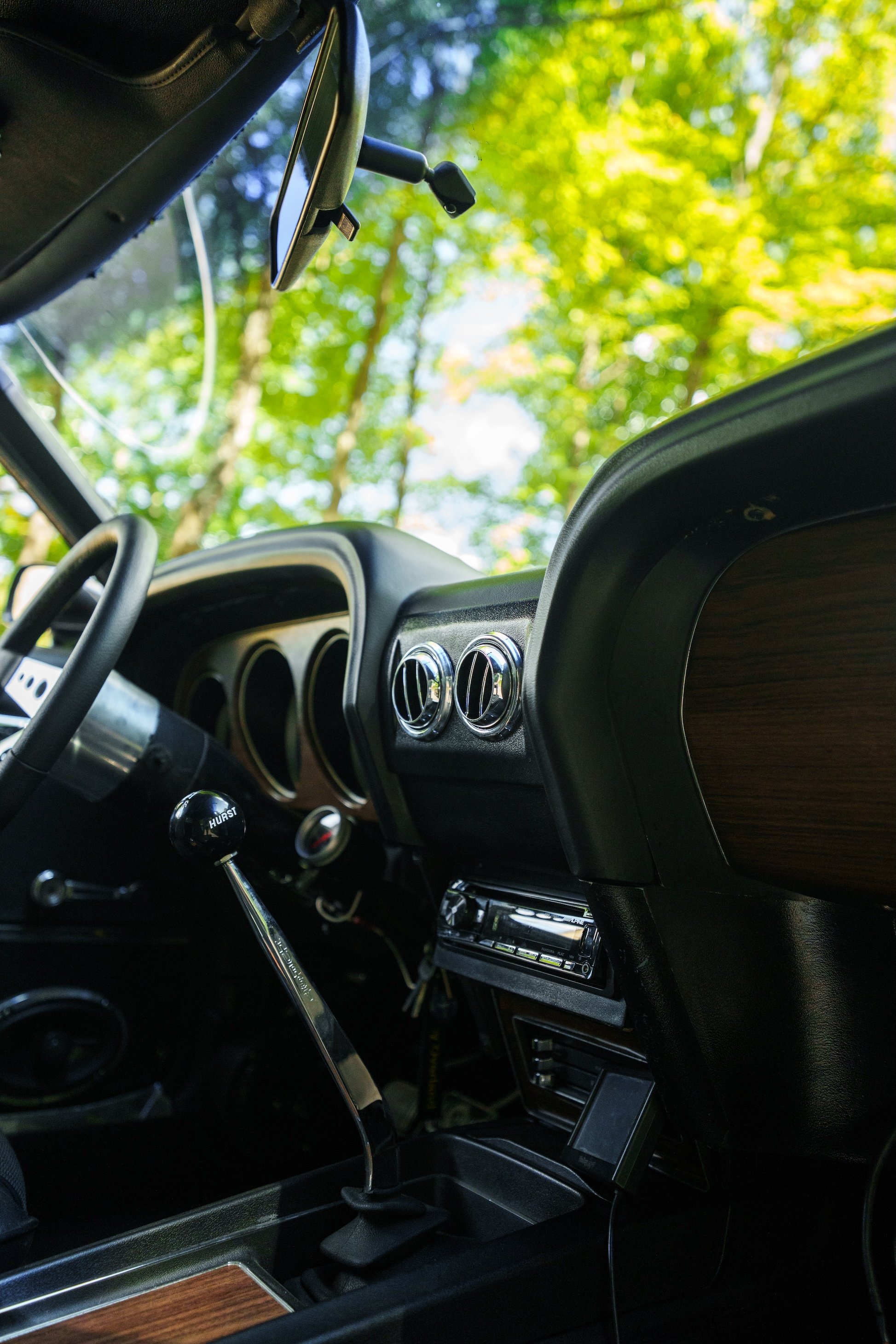 LegacyMotorworks_1969FordMach1_ProjctNero_90.jpg