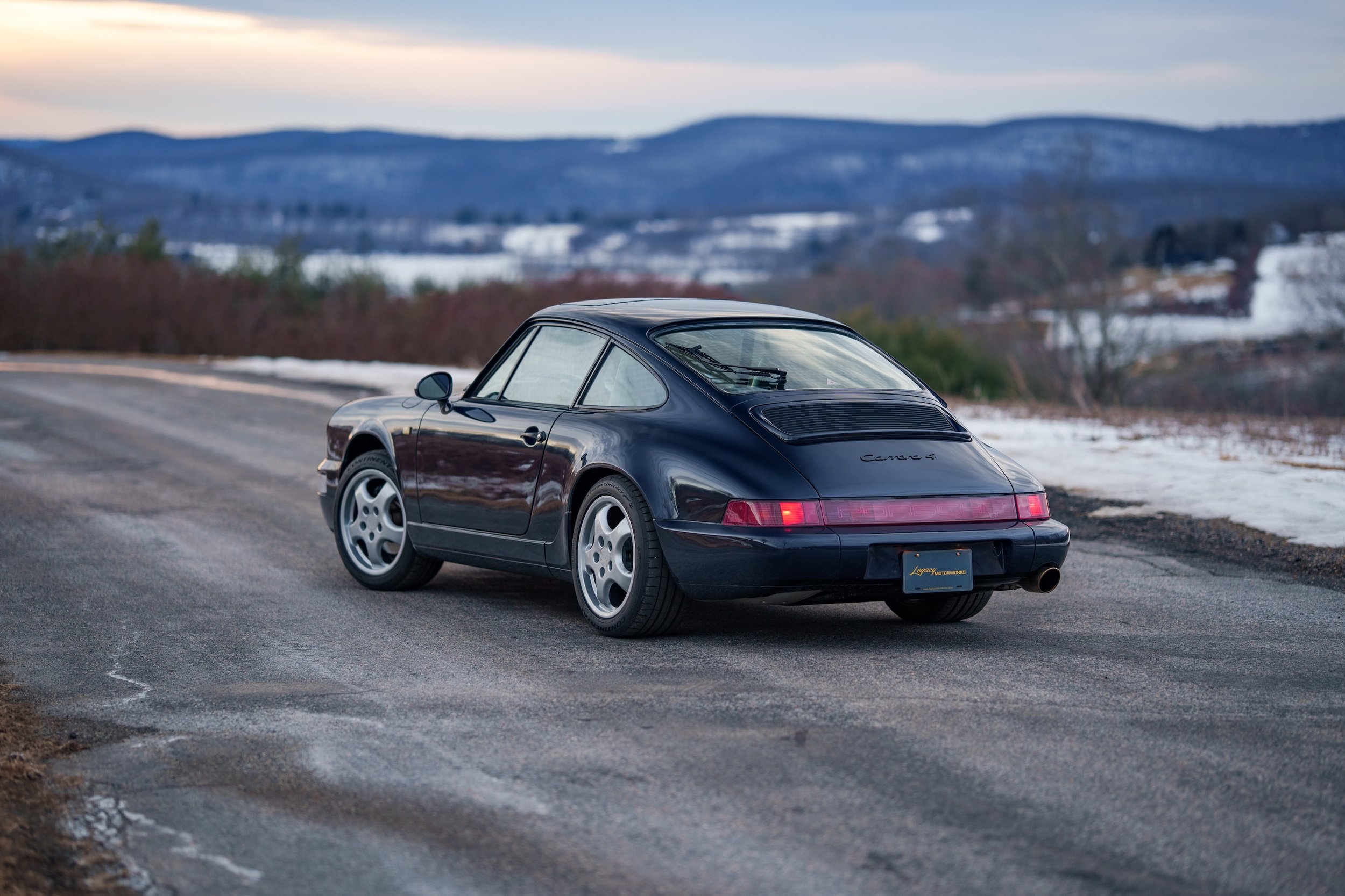 LegacyMotorworks_1990_Porsche911C4_21.jpg