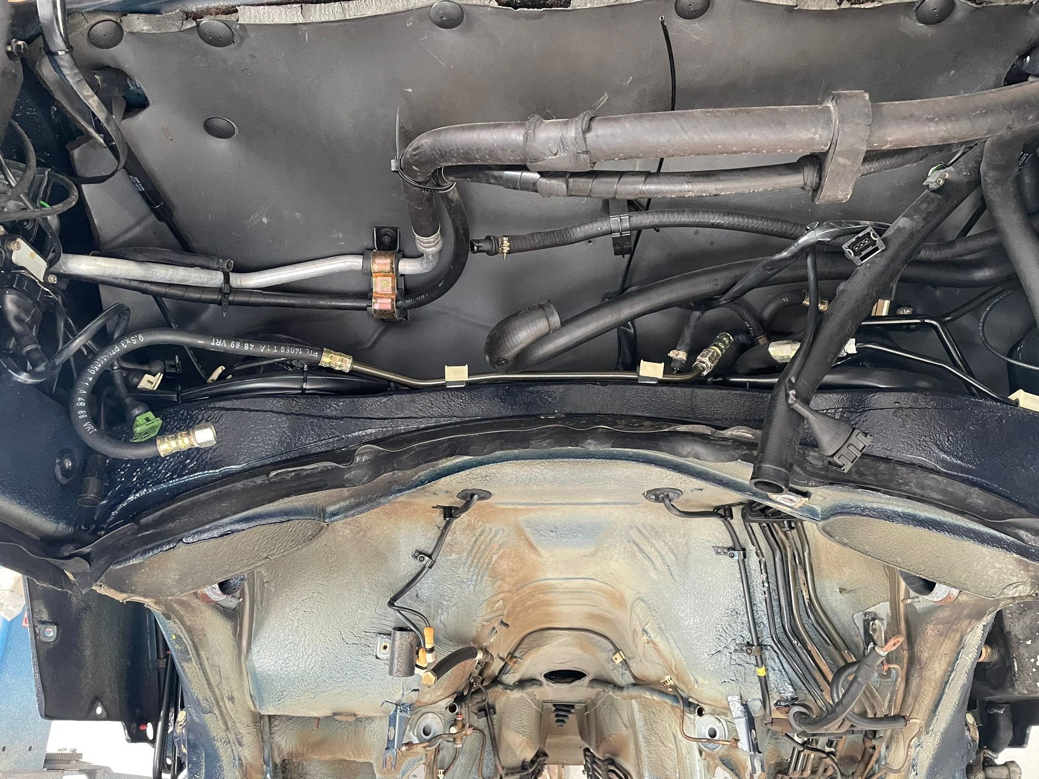 LegacyMotorworks_1990_Porsche911C4_Build_337.jpeg