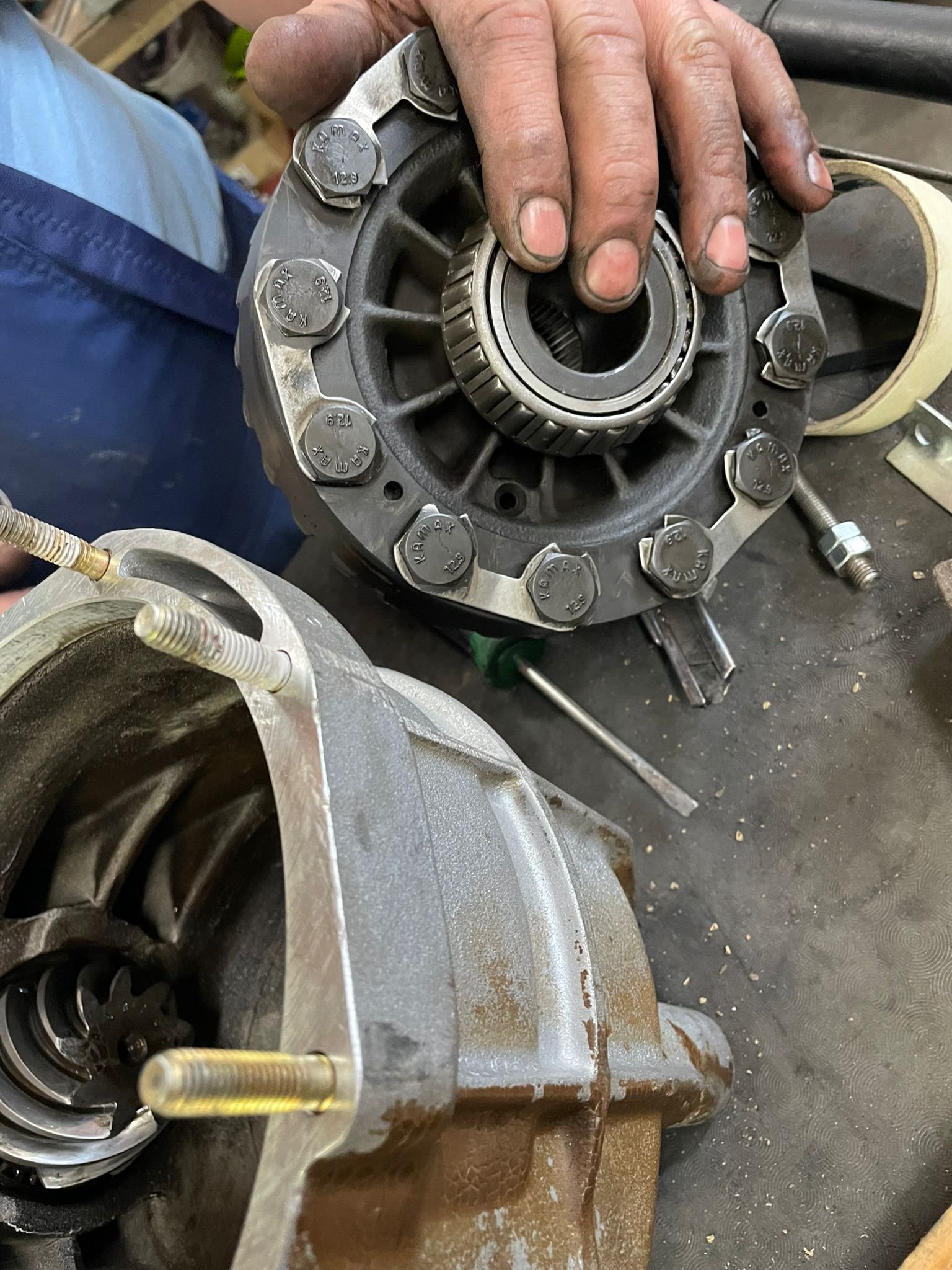 LegacyMotorworks_1990_Porsche911C4_Build_316.jpeg
