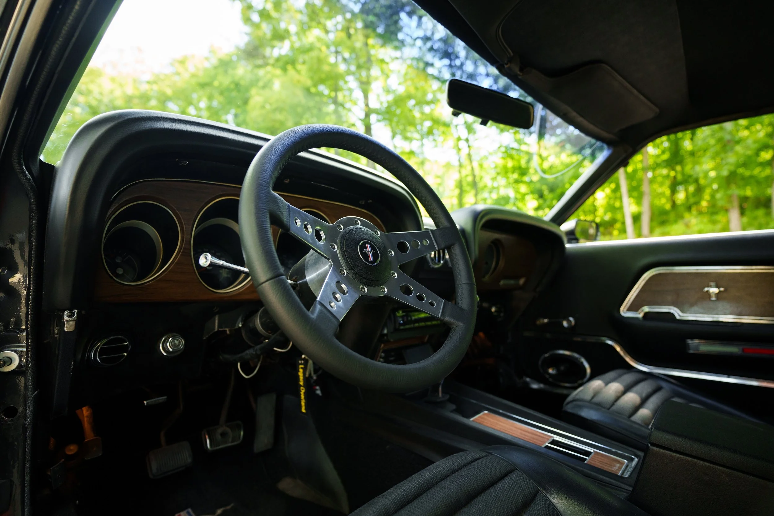 LegacyMotorworks_1969FordMach1_ProjctNero_85.jpg