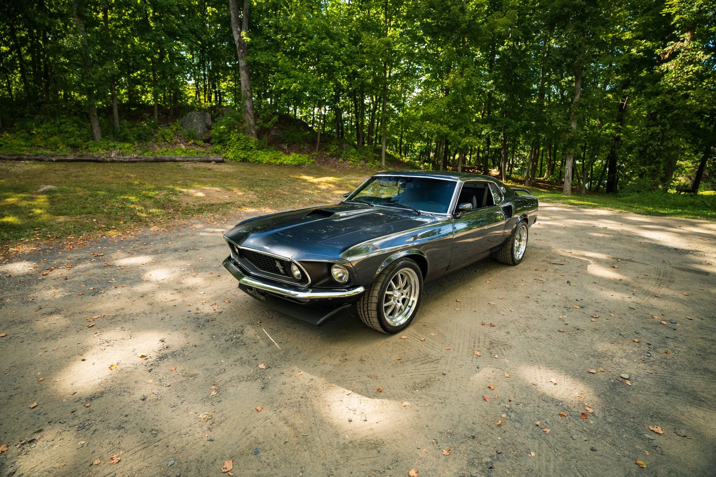 LegacyMotorworks_1969FordMach1_ProjctNero_11.jpg