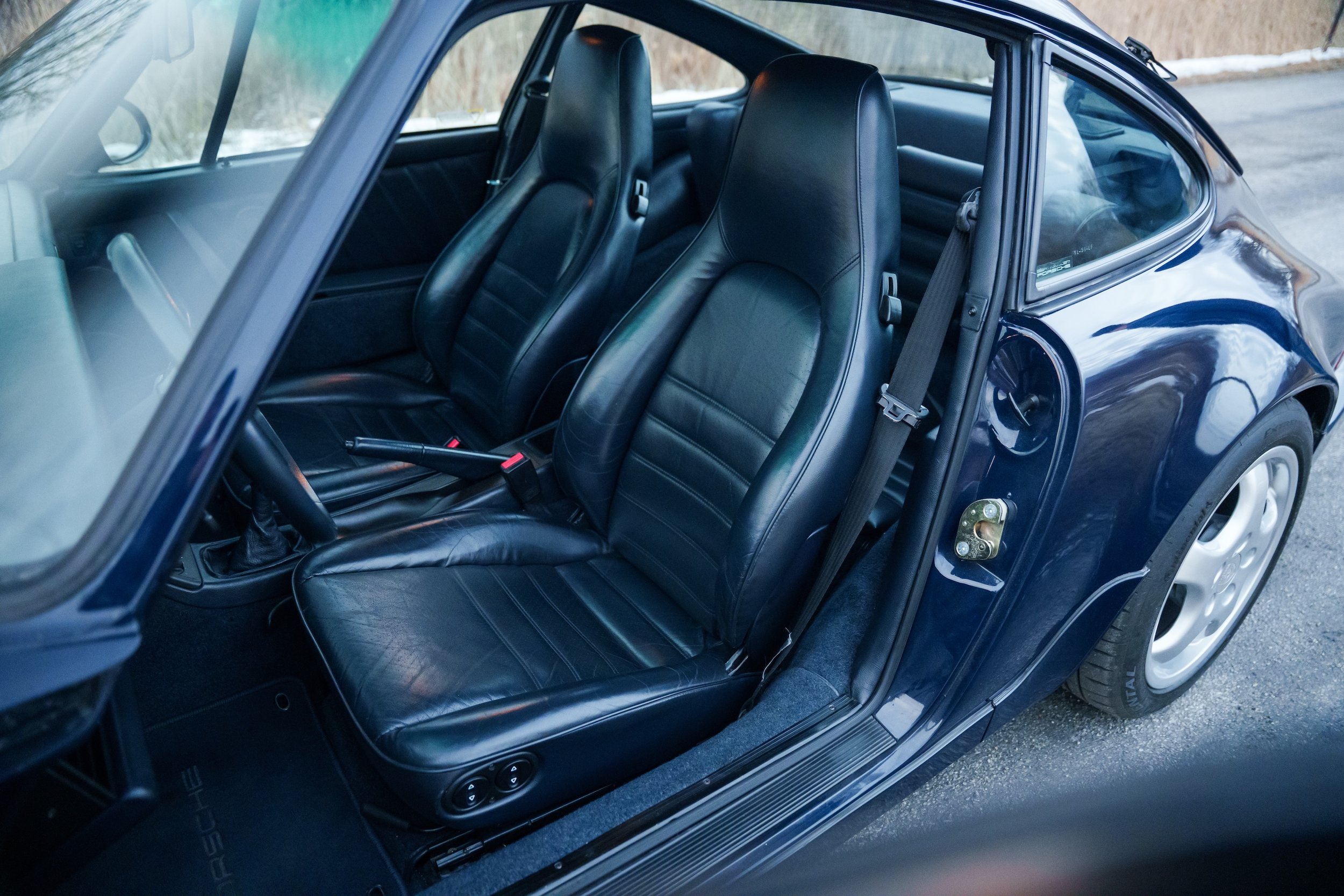 LegacyMotorworks_1990_Porsche911C4_48.jpg