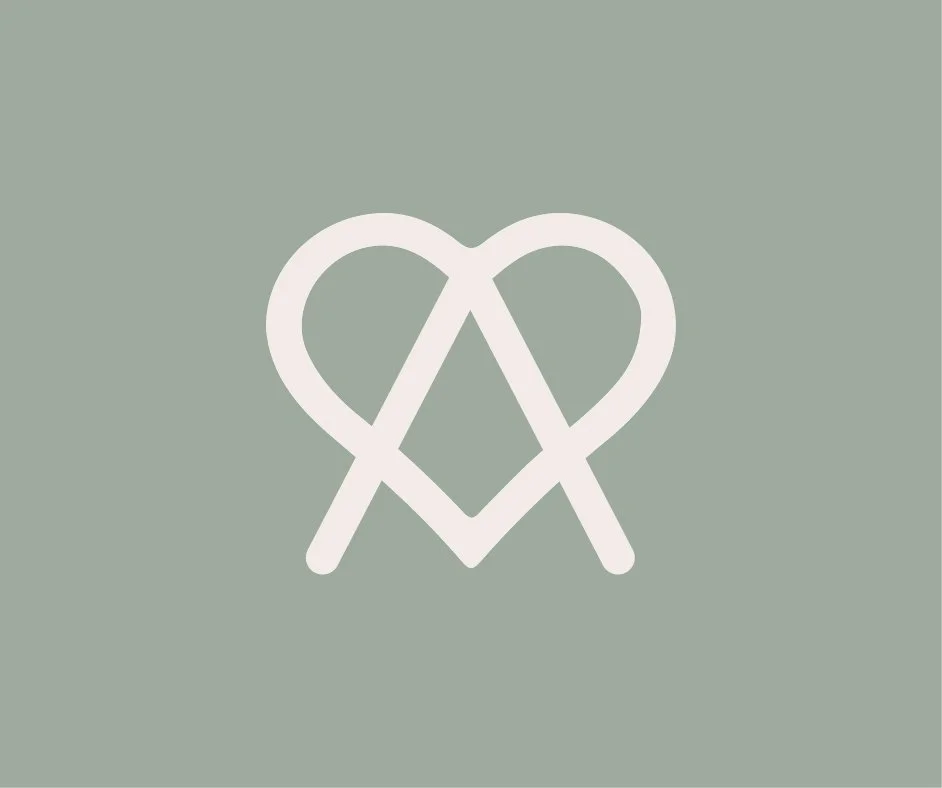 LOGO UNA VIDA AL AIRE LIBRE NEGATIVO.jpg