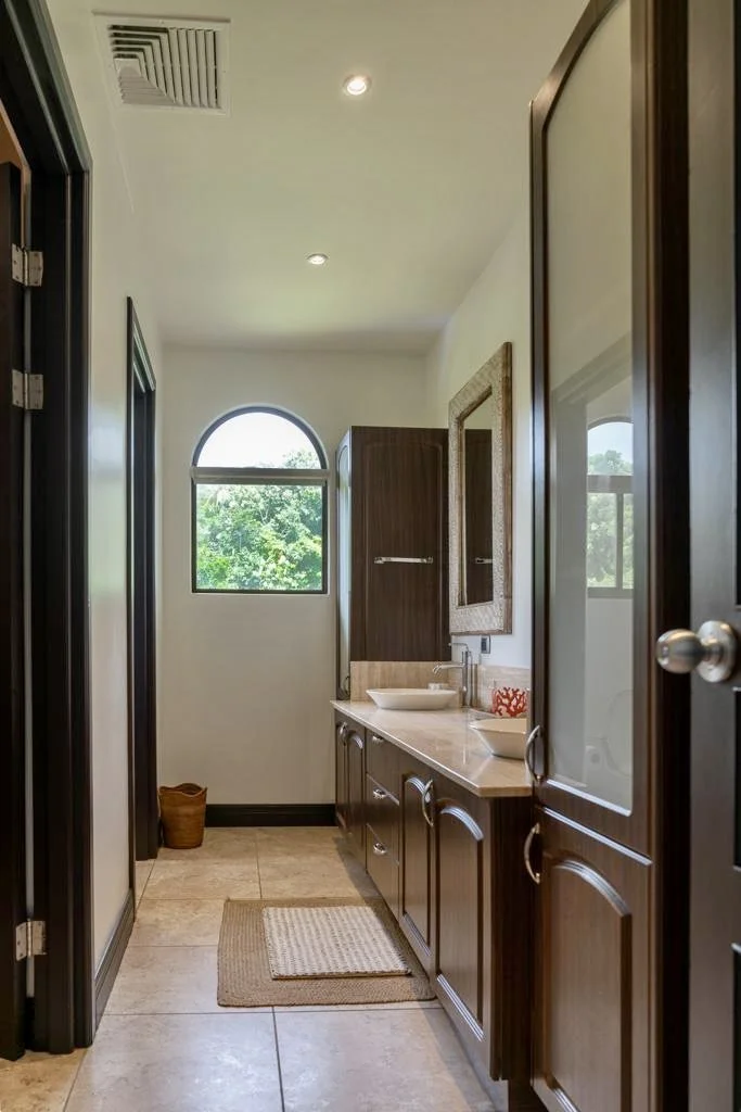 WhatsApp Image 2023-06-01 at 10.11.27 PM.jpg