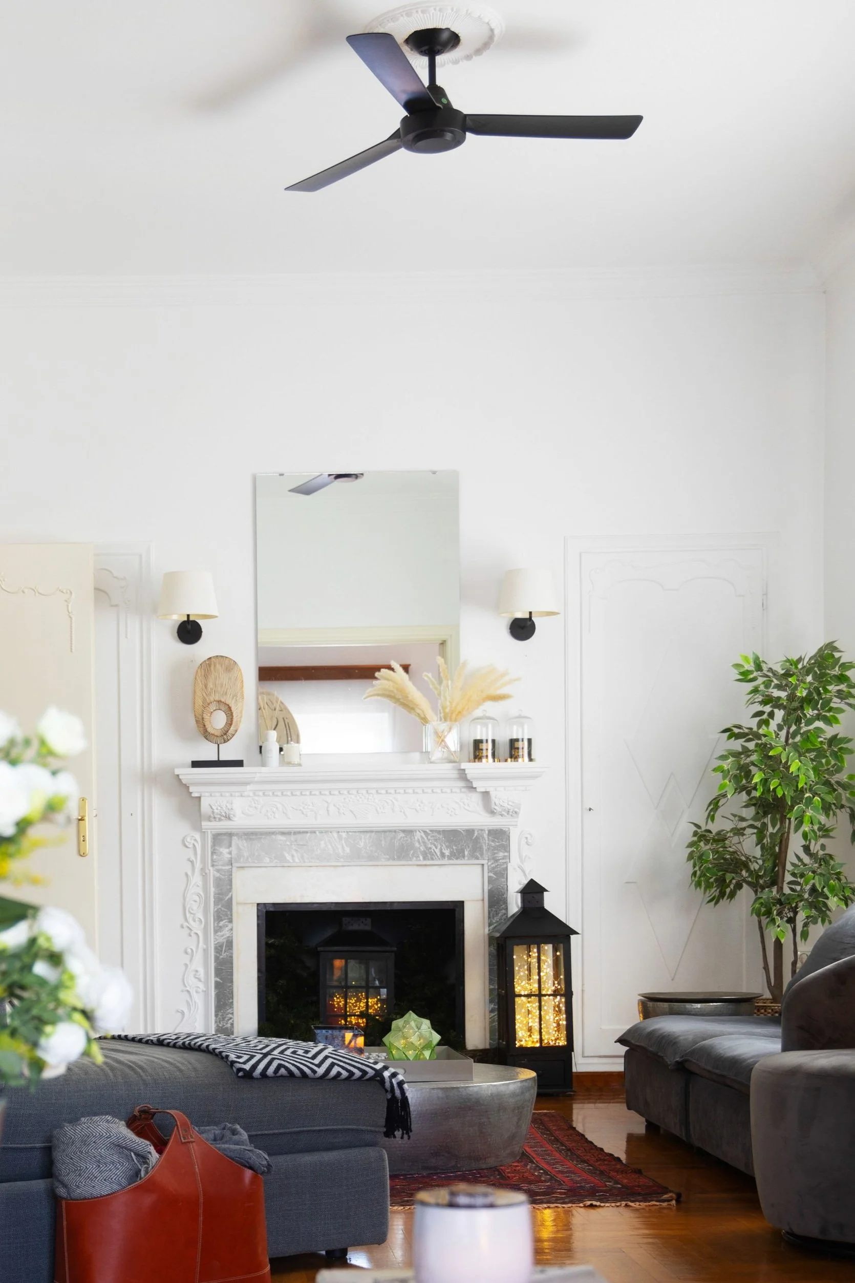 AFTER - LIVING ROOM DETAIL