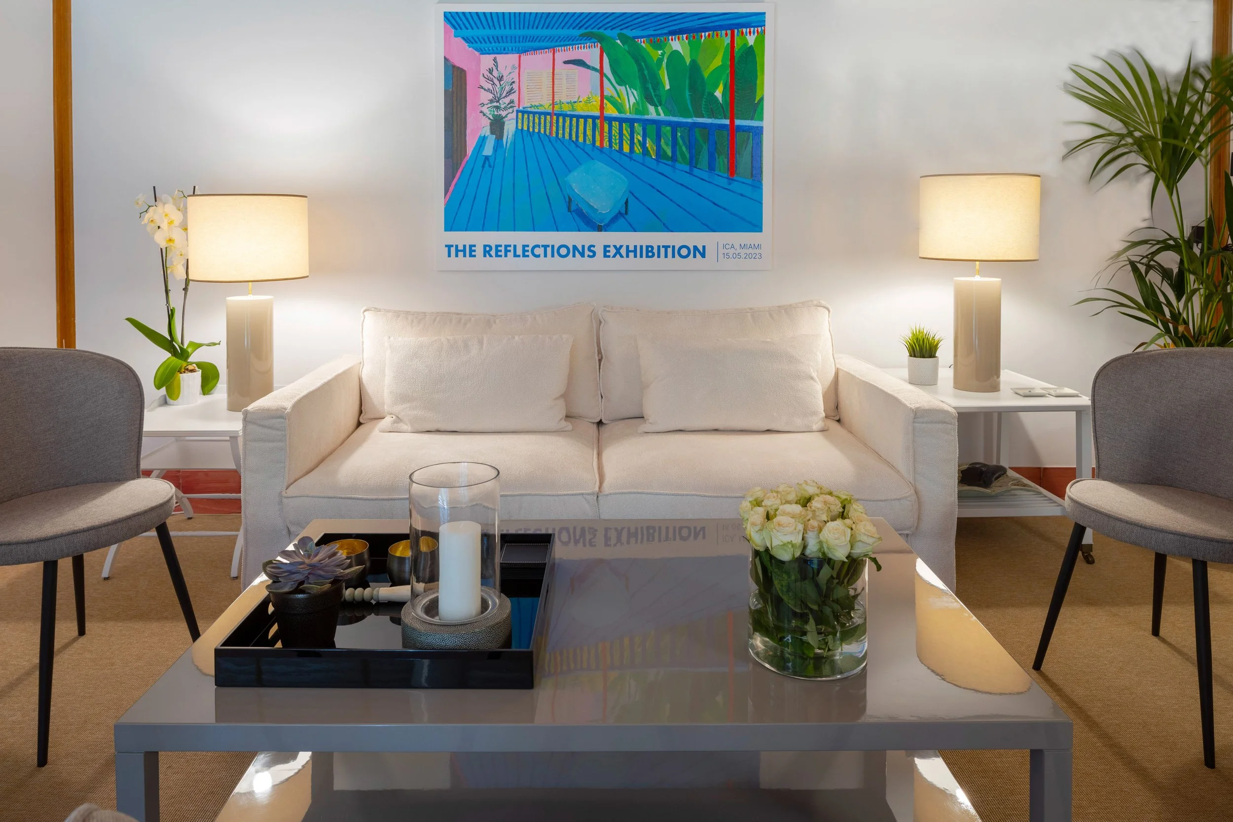 AFTER - GROUP THERAPY ROOM