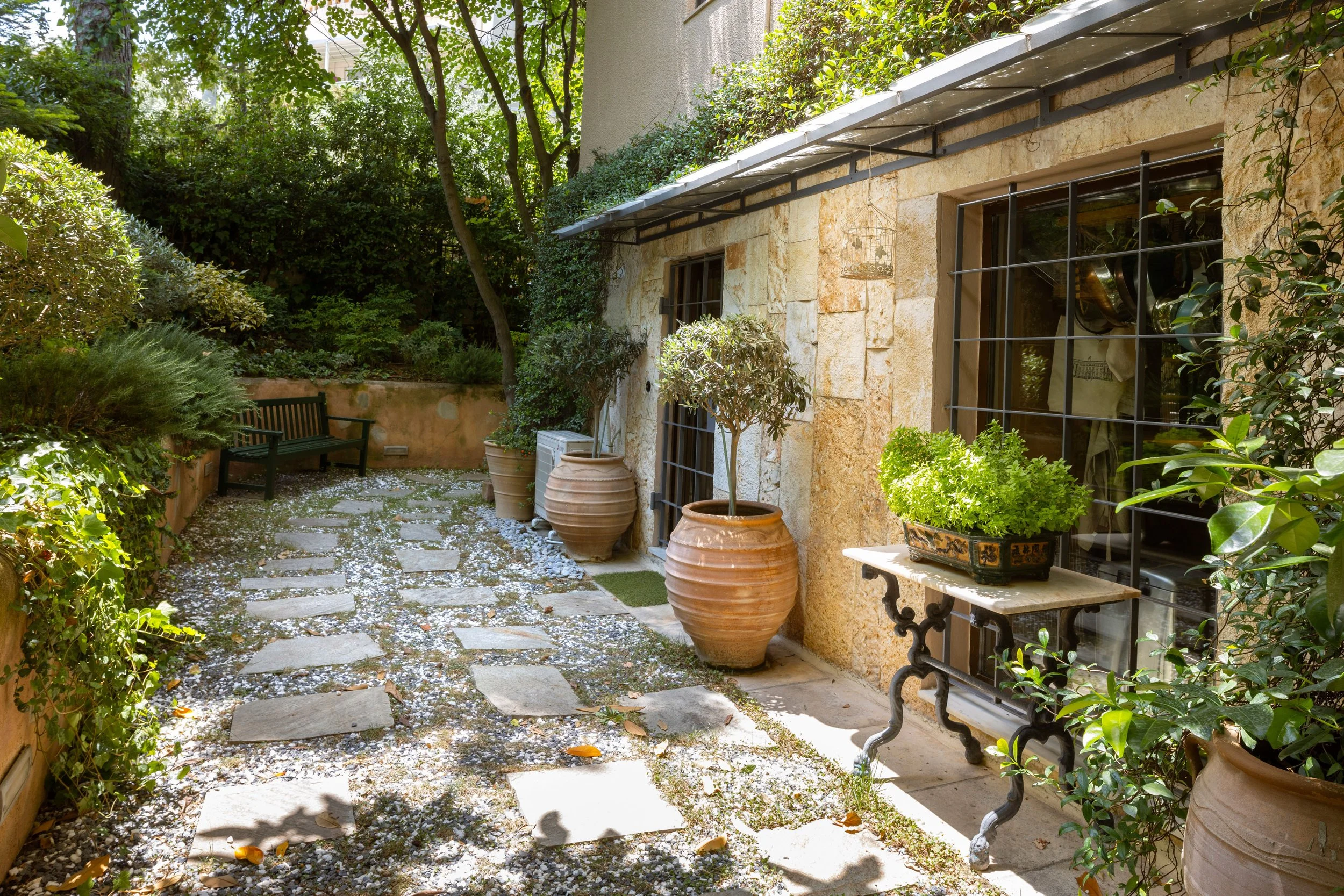 EXTERIOR AREA IN FILOTHEI APARTMENT