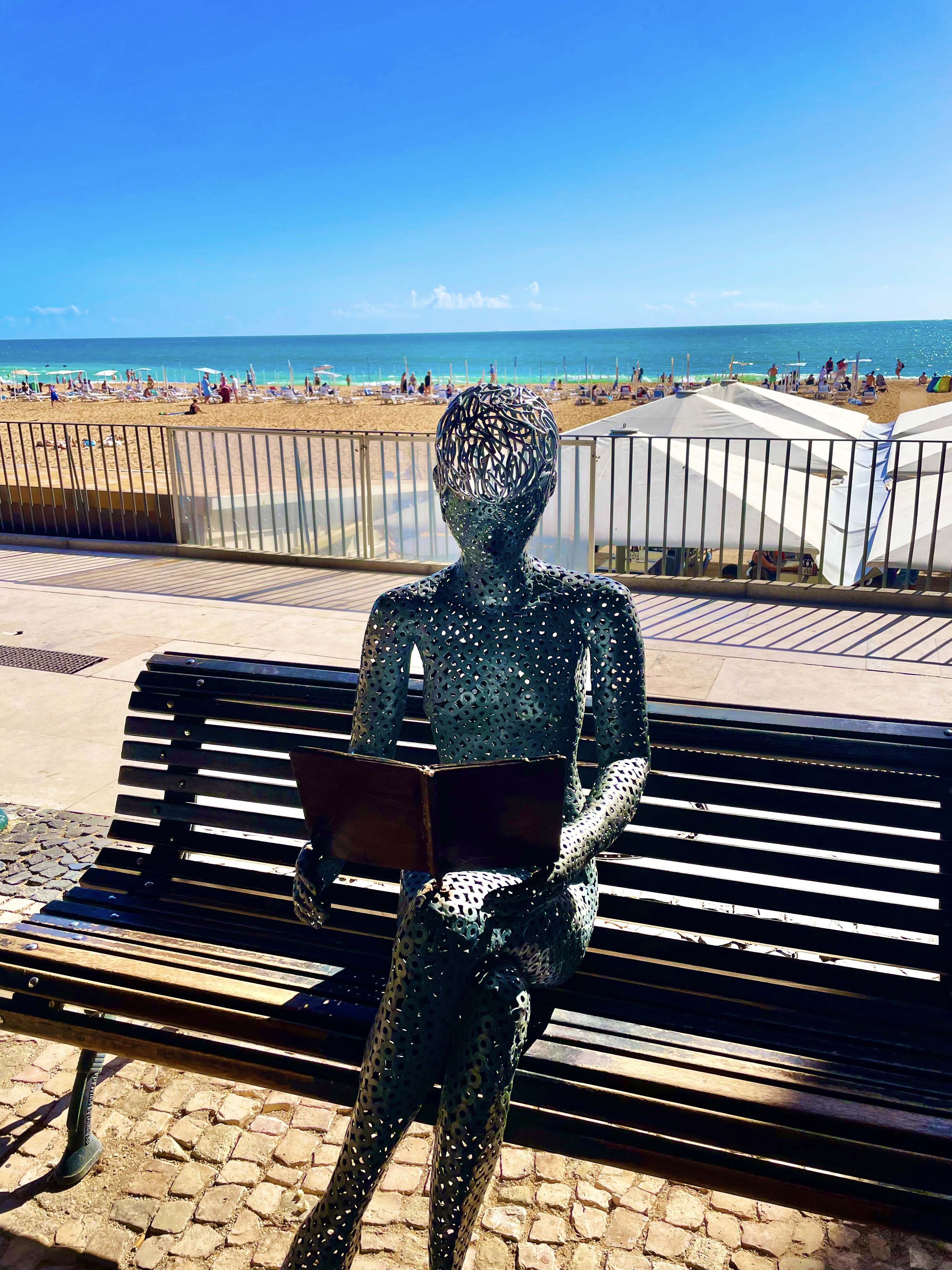 Estatua Algarve.jpg