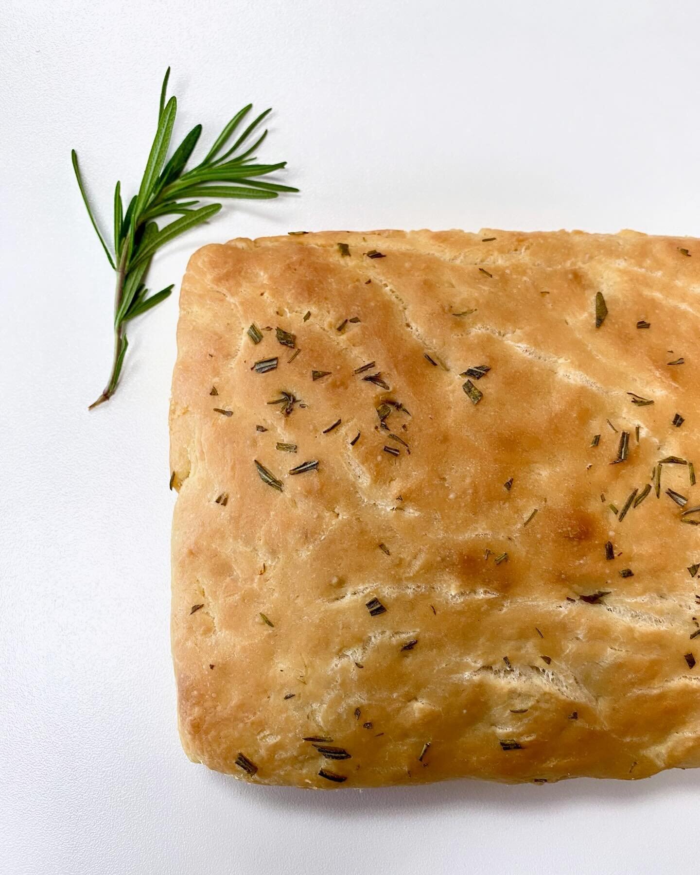It&rsquo;s focaccia Friday! There&rsquo;s nothing like warm, toasty bread to help cozy up the rainy next few days. Our current favorite pairings are with: 

✅ spaghetti + meatballs 🍝
✅ egg sandwiches 🍳
✅ butter 🧈
✅ all by itself ✨

 Stop by the sh
