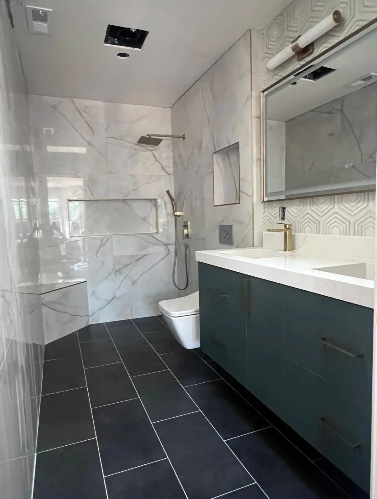 Alfa & Omega Construction (7).jpg