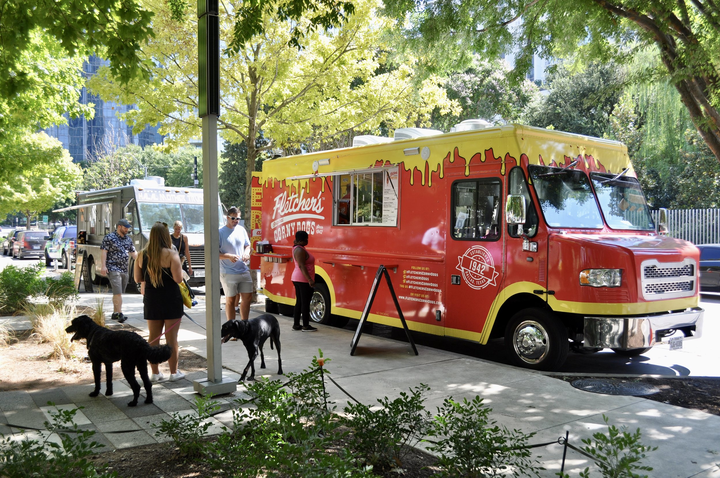 Food Truck Schedule — Klyde Warren Park