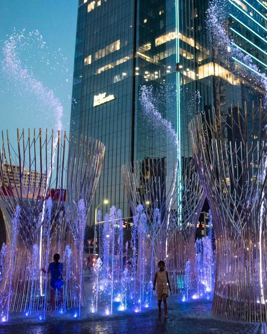 The Dallas Symphony Orchestra is making waves at the Nancy Best Fountain!

Experience Wagner&rsquo;s Ride of the Valkyries like never before &mdash; as music, water and light move in perfect harmony for a show that&rsquo;s equal parts powerful and me