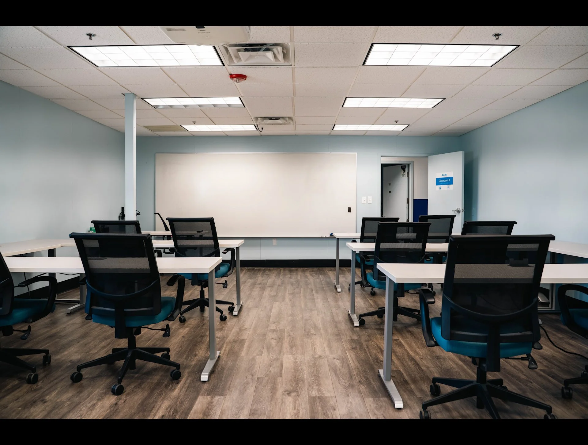 Bizlink classroom_1149.jpg