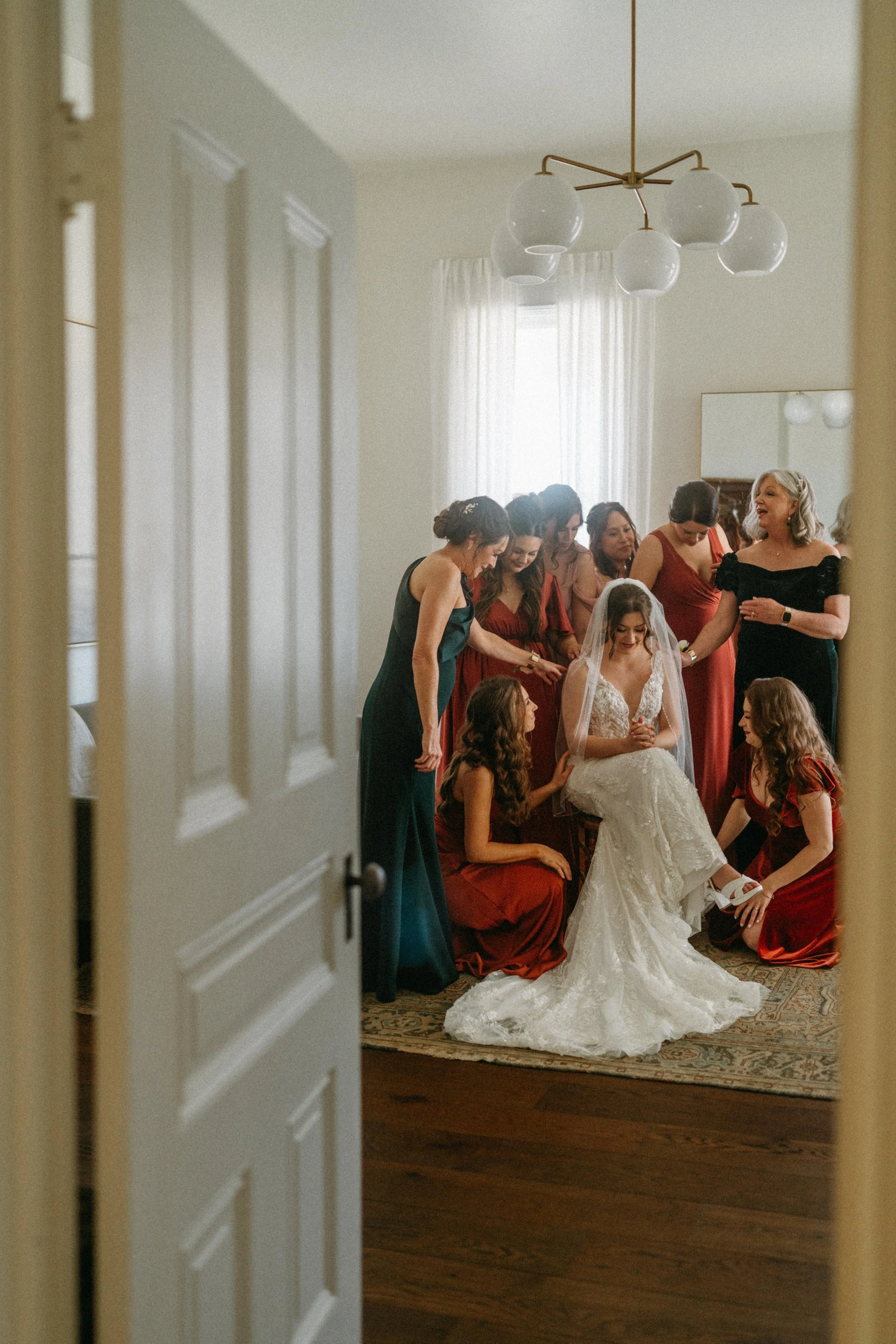 Bride’s Prayer Circle at The Grand Lady Manor TX