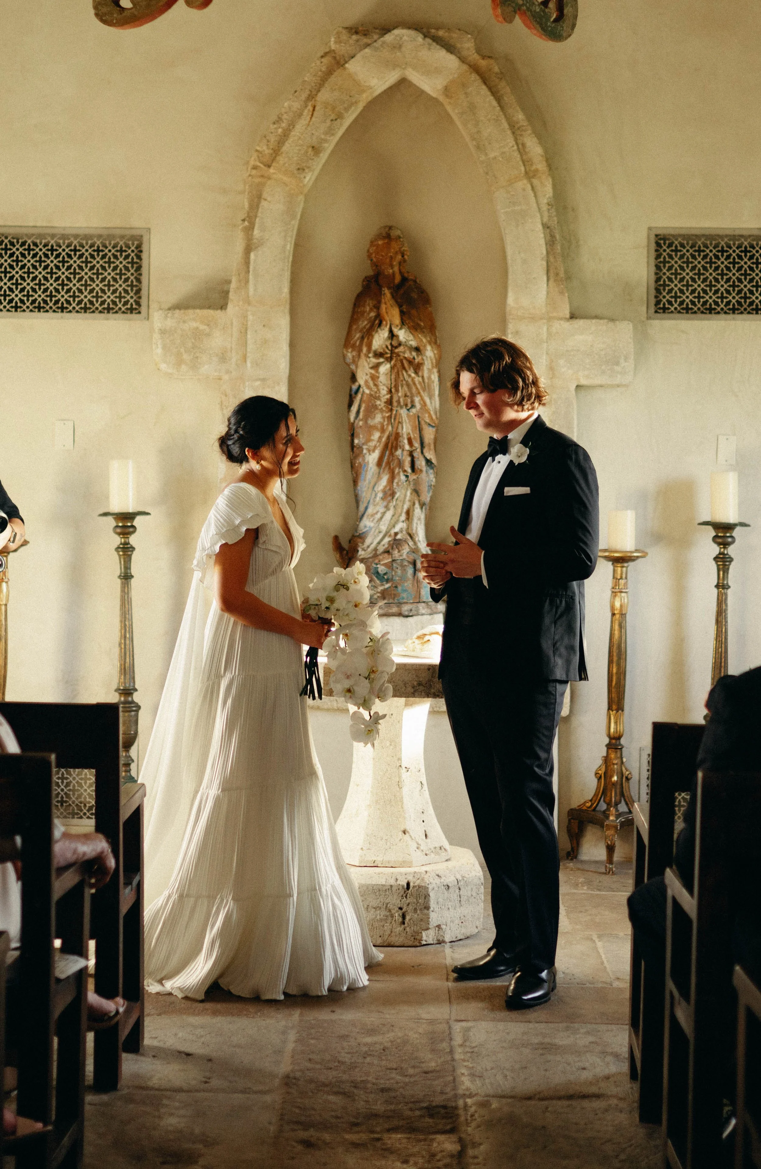 Couple shares private vows at French chapel at houston oaks country club and retreat