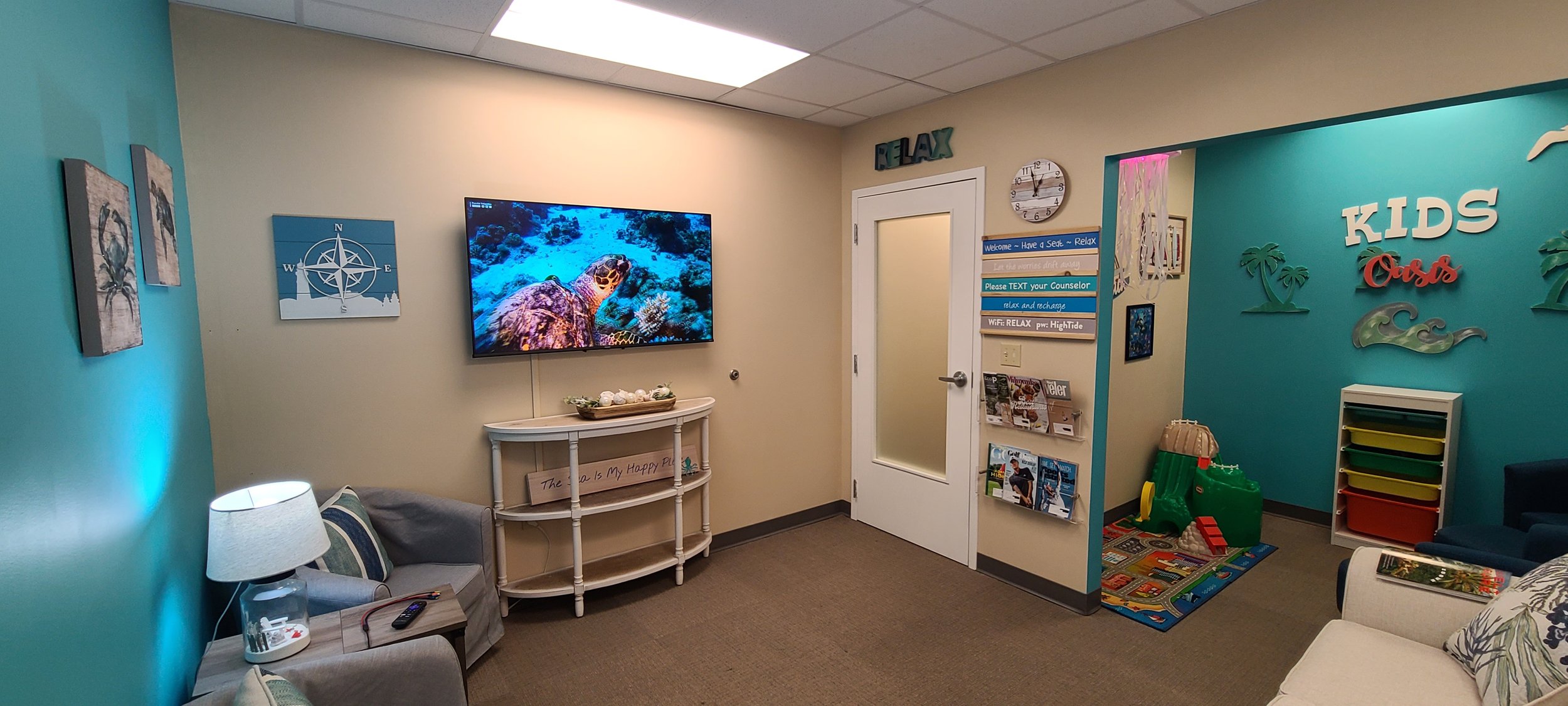 The beach-themed, kid-friendly waiting room and Kids Oasis at Gierszewski Counseling LLC in Waukesha.