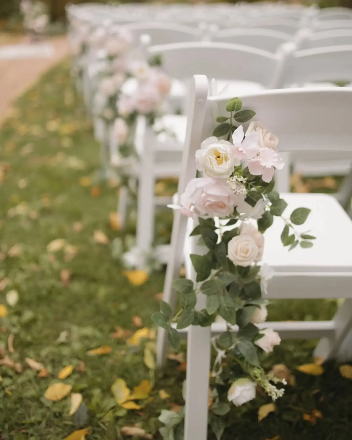 How a wedding coordinator saves you money (spoiler: avoiding last-minute fees + mistakes). 

Hiring a coordinator is not just another line in the budget&hellip;a good coordinator usually pays for themselves.

Here&rsquo;s how 👇

💸 No last-minute pa