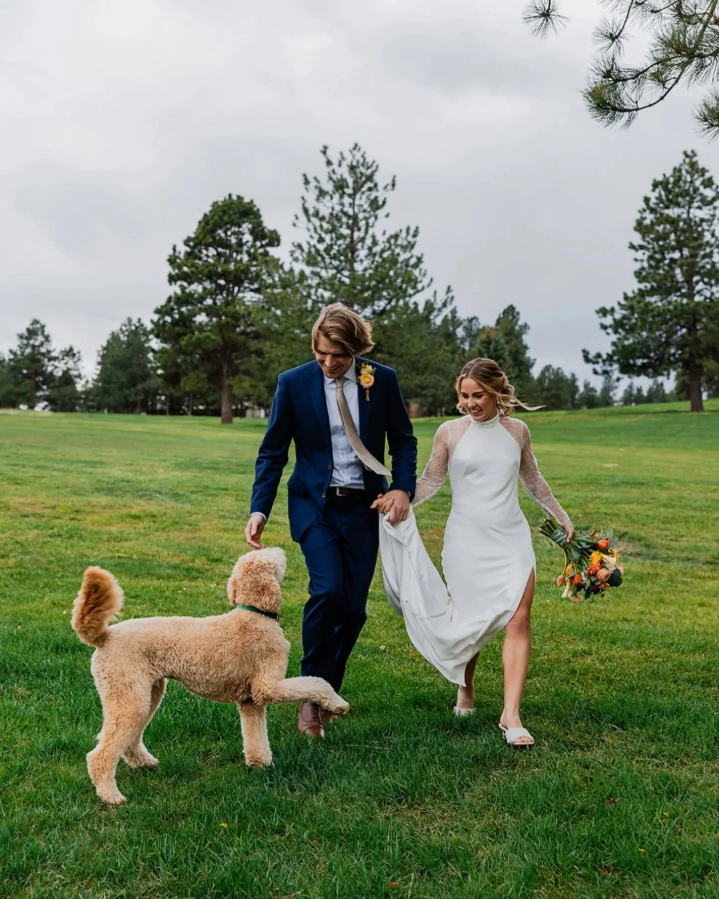 Happy 1st Anniversary to Devon and Alex! 

📷 @maye.be.take.a.photo