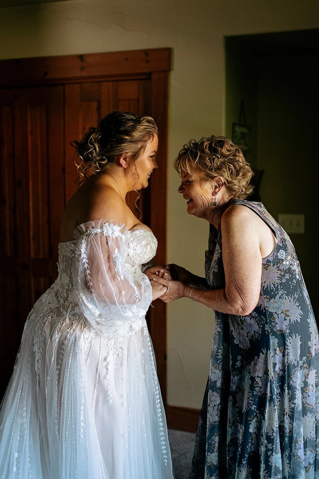Makenna and Jim Getting Ready- TJP 2024-31.jpg