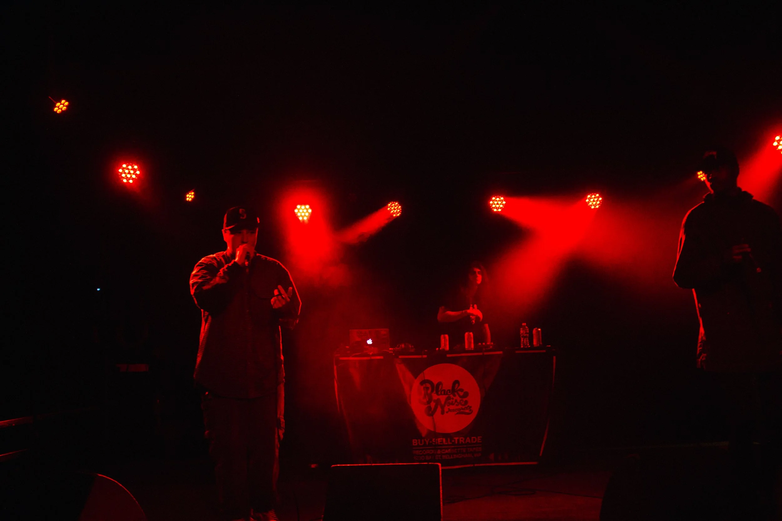 brightideas_estimate_blacknoiserecords-madamlous-019.jpg