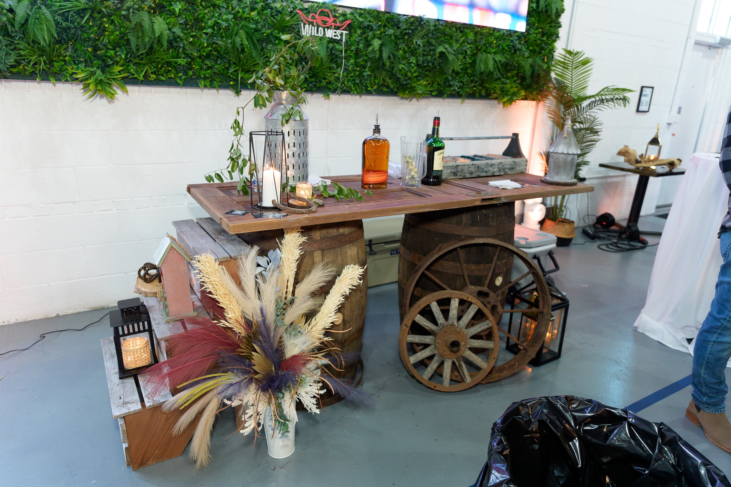 country rustic bar at Centre Court Productions event space in West Loop Chicago