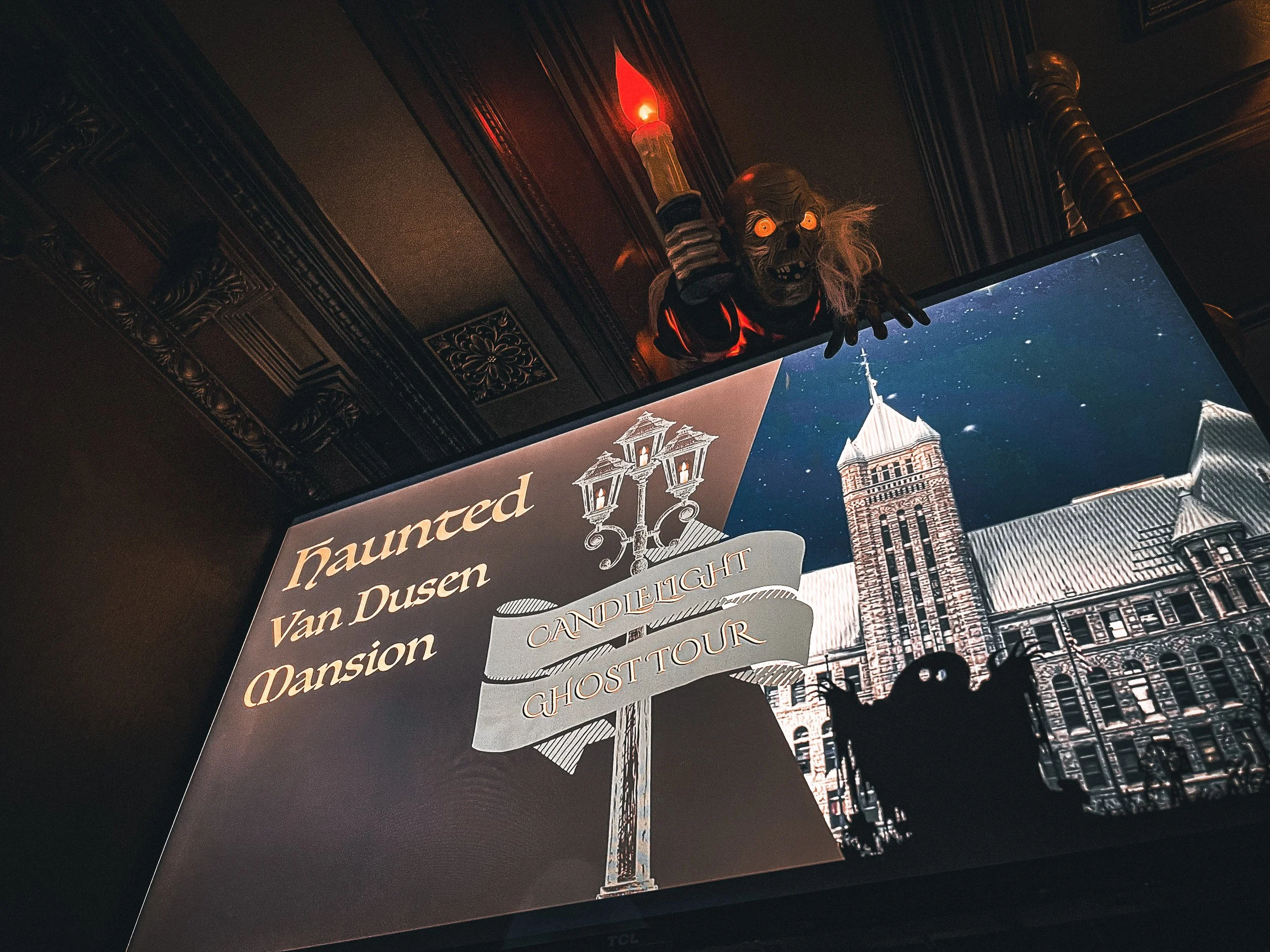 Candlelight Ghost Tour — Minneapolis Trolley Tours