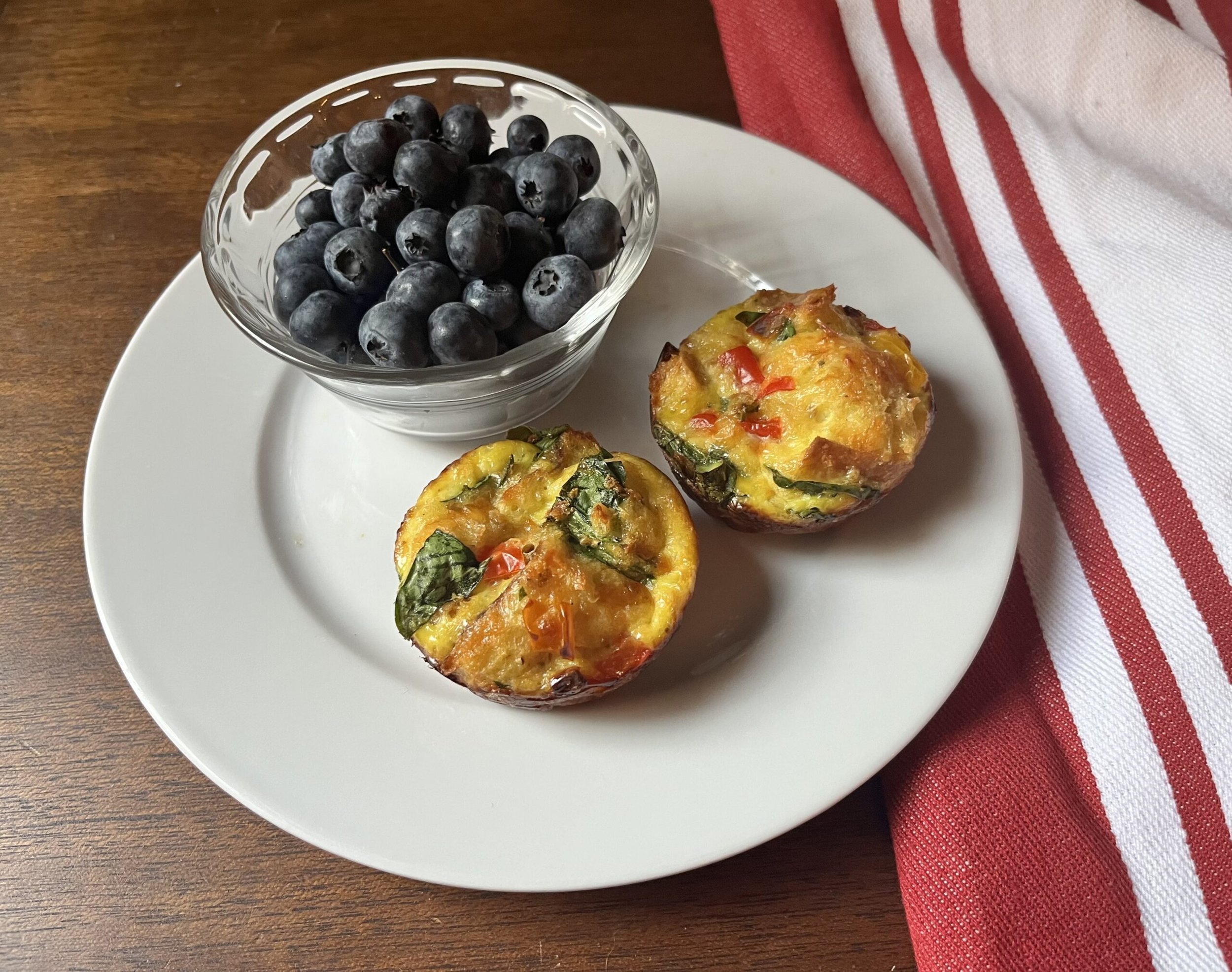 Mini Veggie Strata Muffins - Tips on Making Meals for Others — Sound ...
