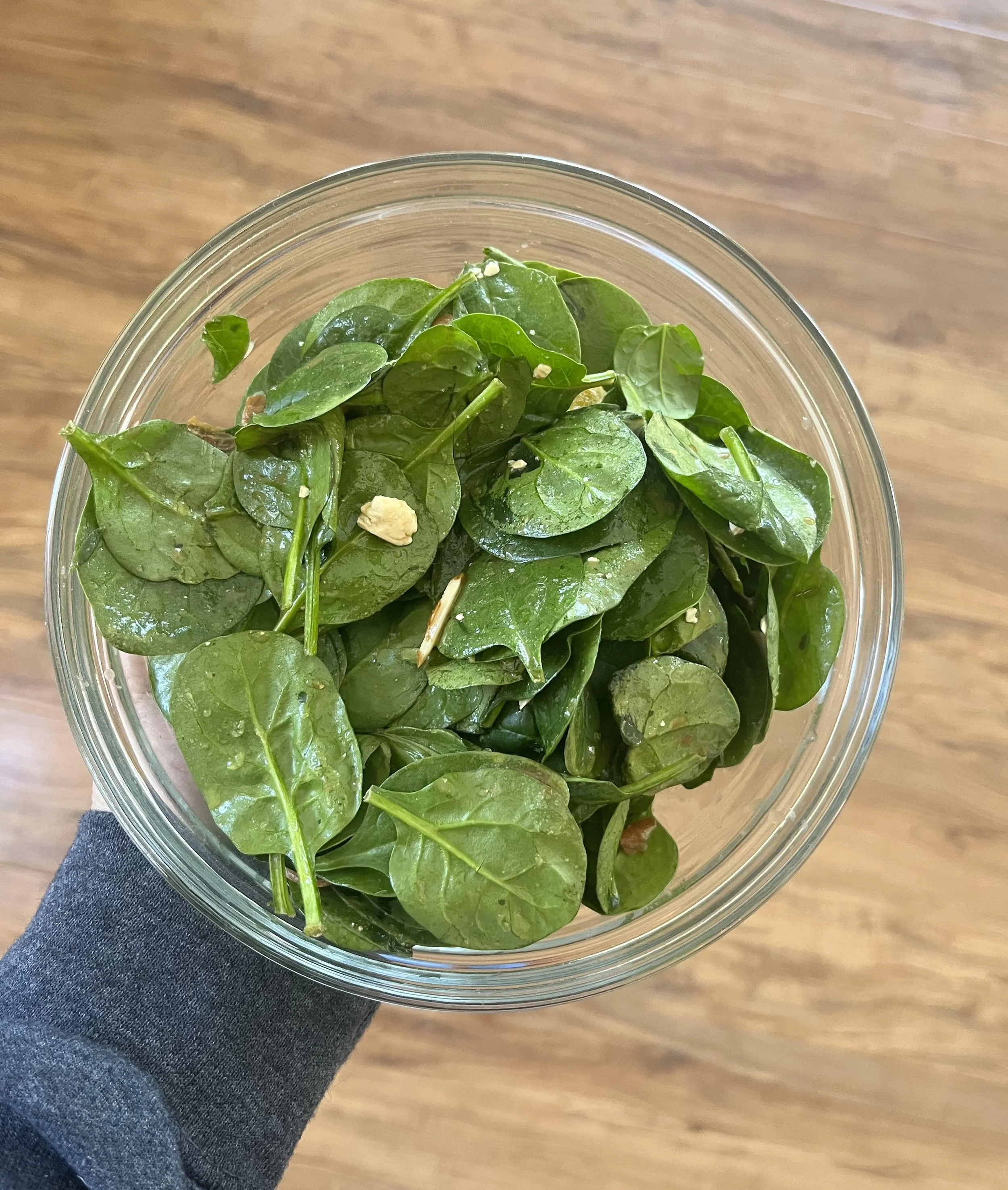 Spinach and apple salad in citrus dressing