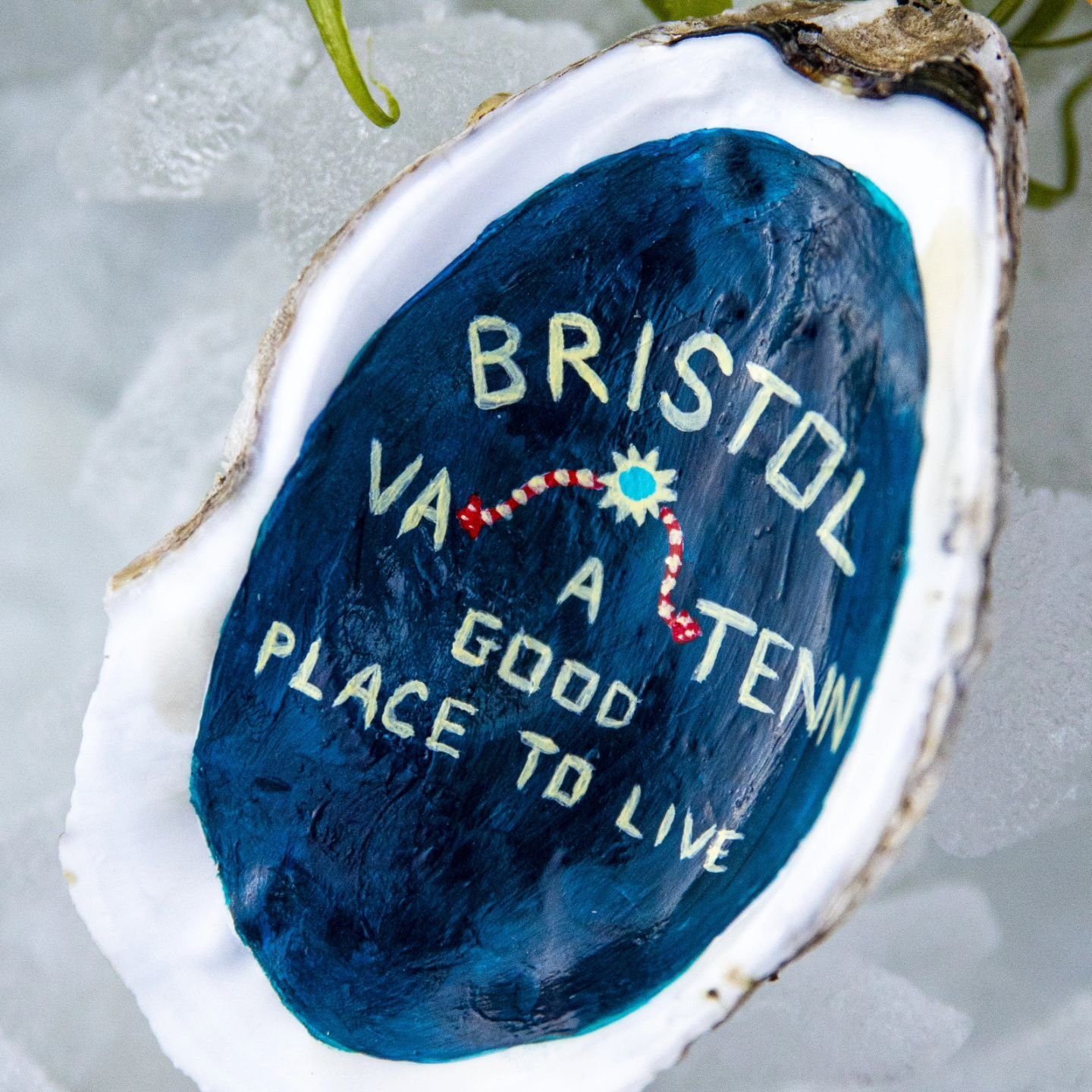 Just a reminder, tonight we are closed for a private event. Catch us back in action for date night on Thursday! 

[Reservations link in bio]

Local VA Oyster art by the talented Anna Whitted ...available for a limited time.
