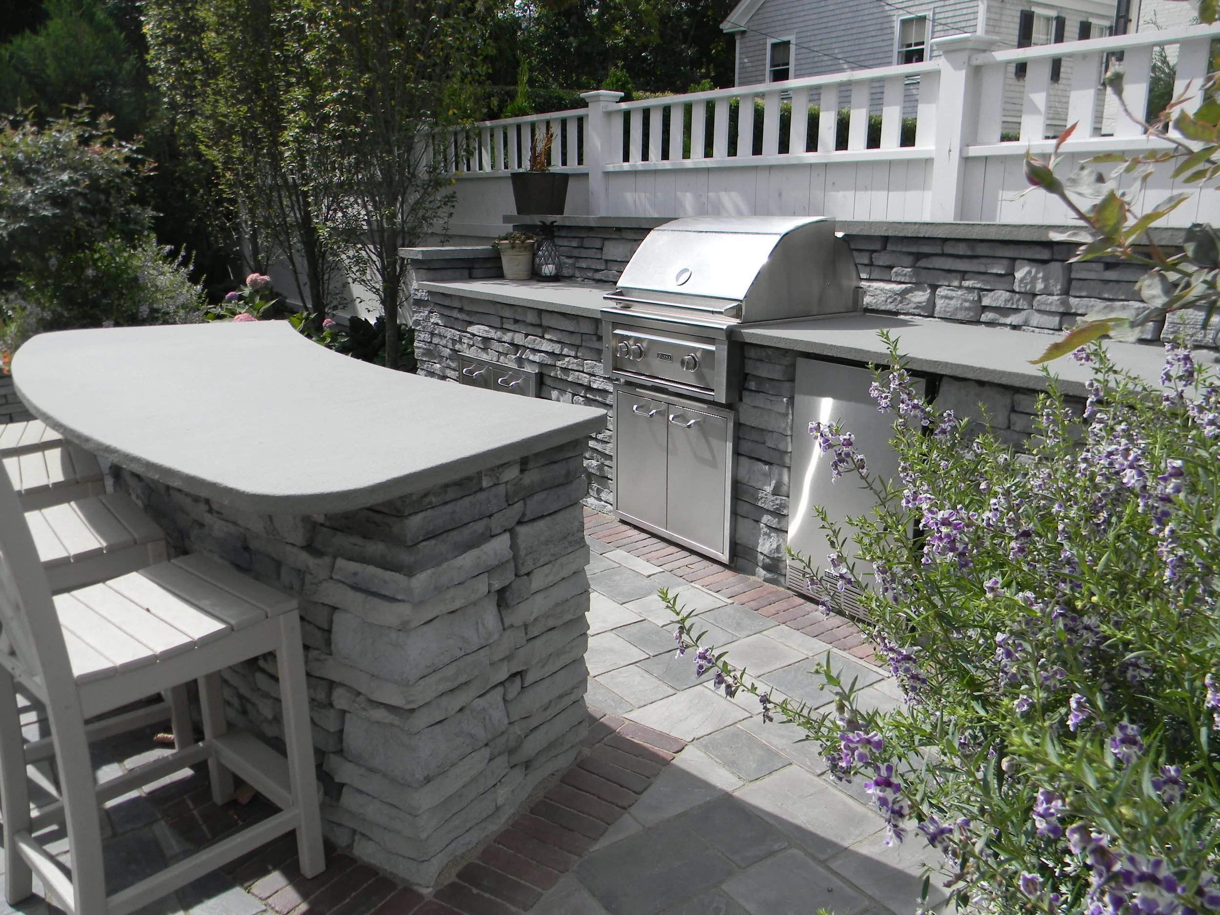 Aquidneck Landworks Outdoor Kitchens — Aquidneck Landworks