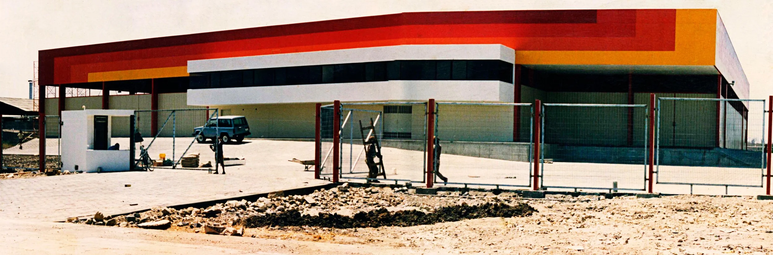 Fabrica Baterías Lux - Guayaquil