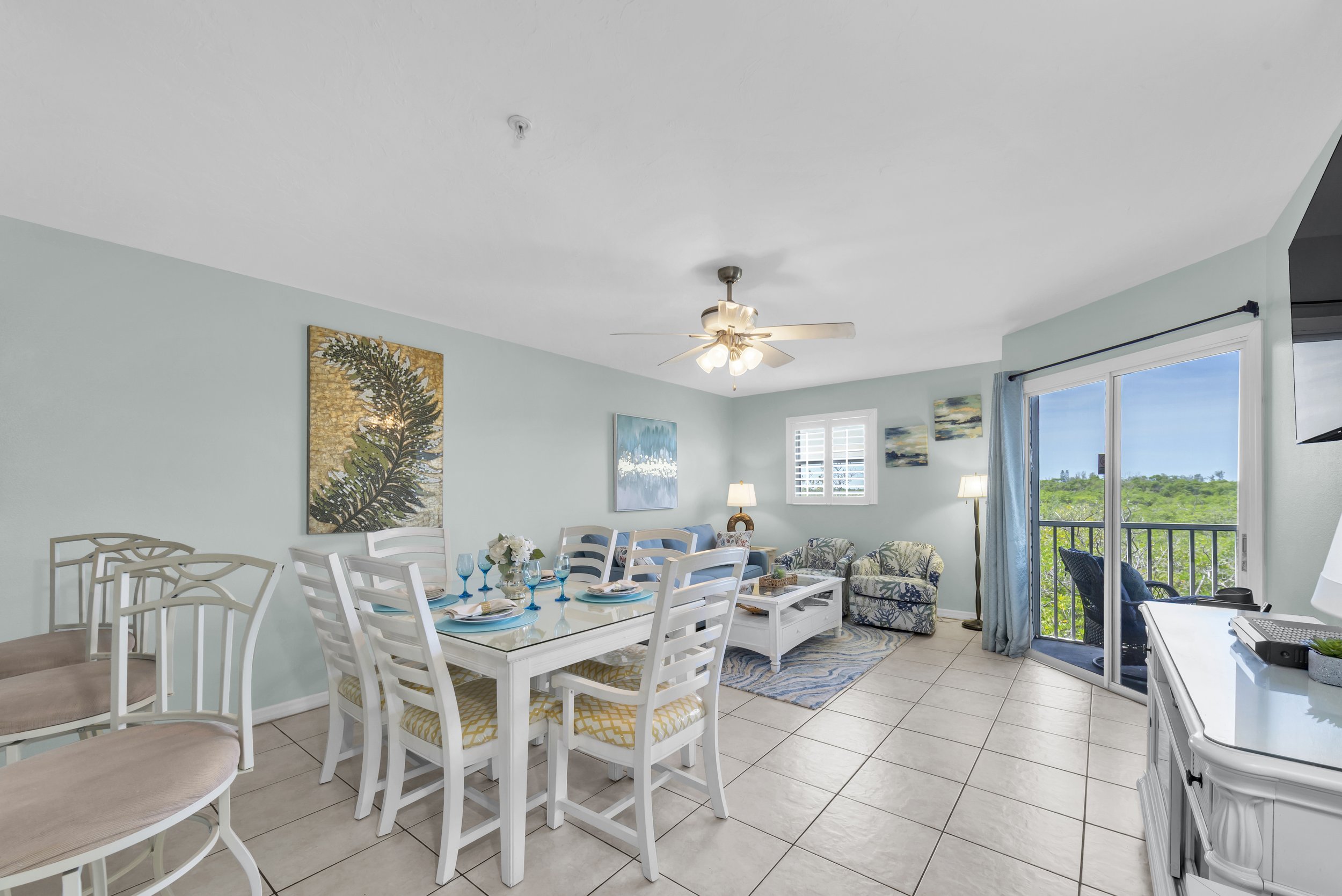06-3607 E Bay Drive 109 Flambient-25.jpg