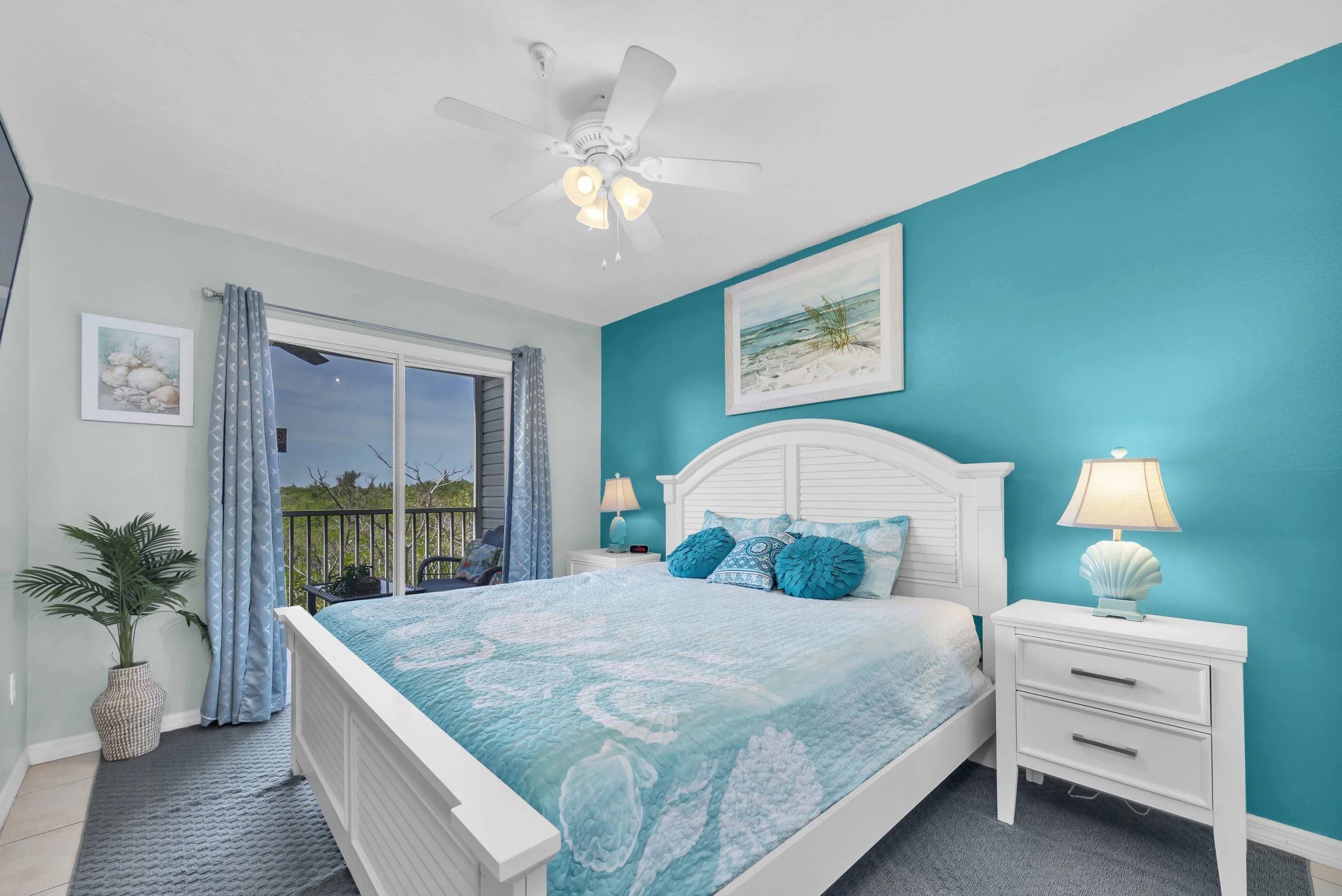 16-3607 E Bay Drive 109 Flambient.jpg