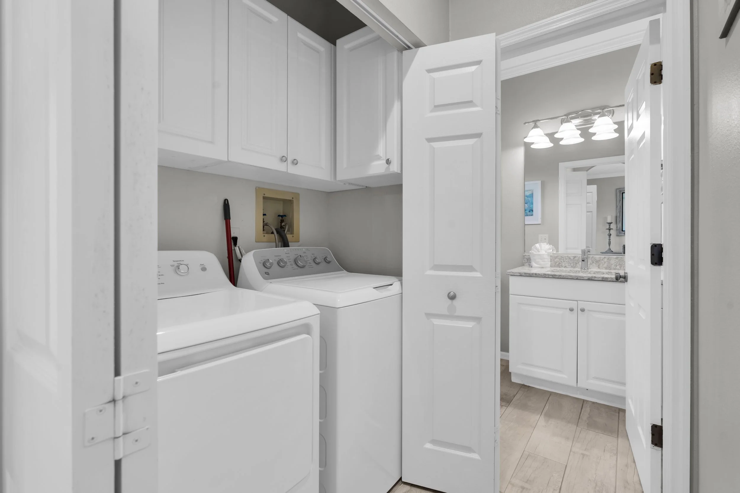 washer dryer.jpg