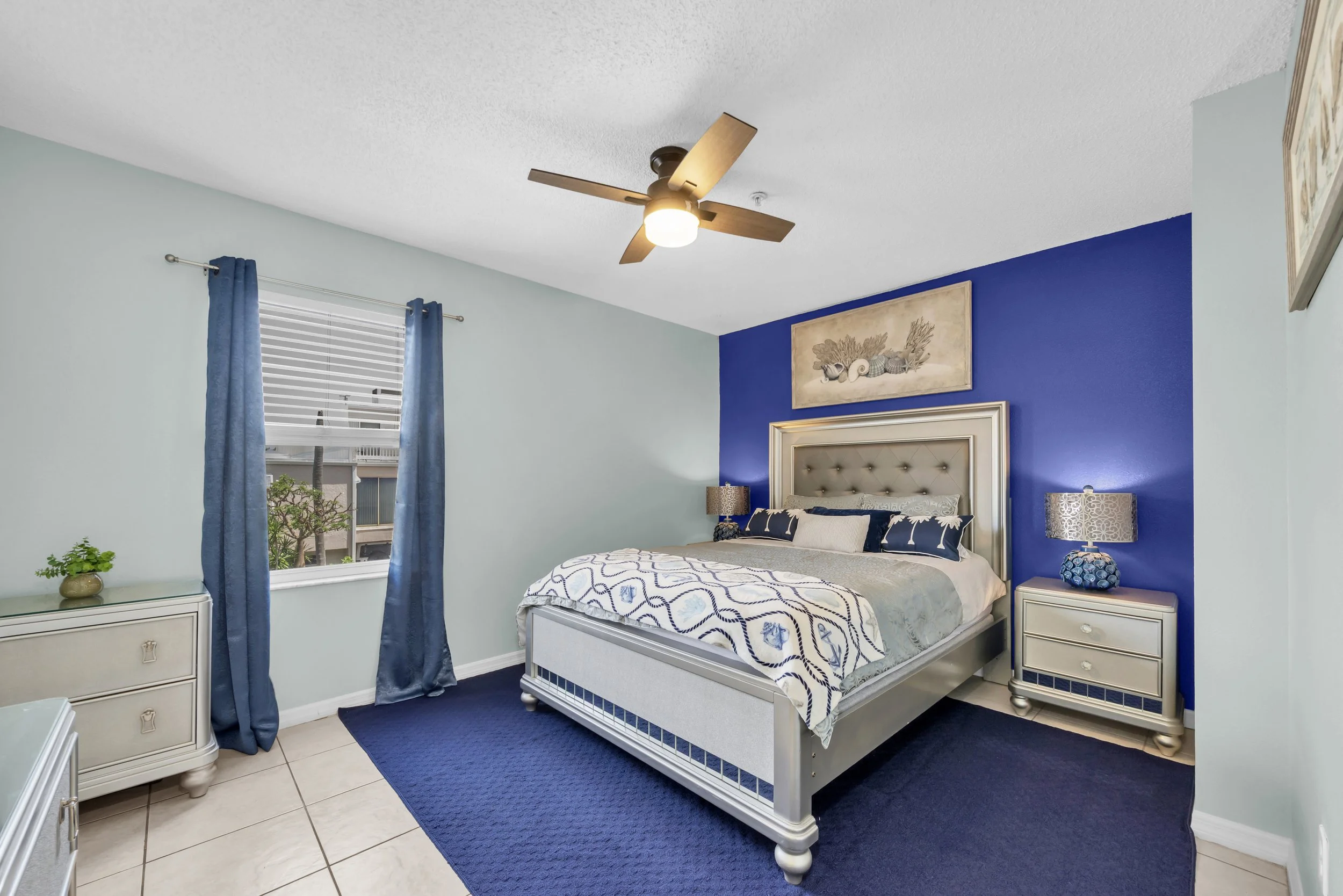 03-3607 E Bay Drive 109 Flambient-14.jpg