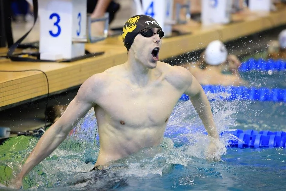 Men's Swim & Dive Finishes NCAA Championships in Top-25