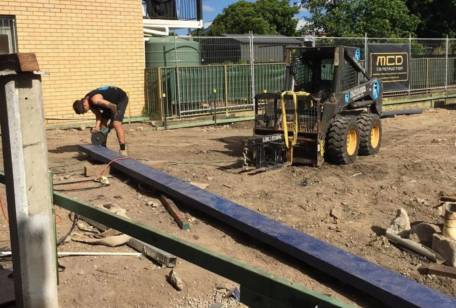 steel-beam-med-rec.jpg