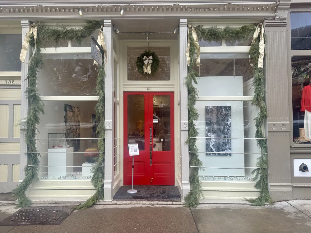 Slate Gray Gallery.png