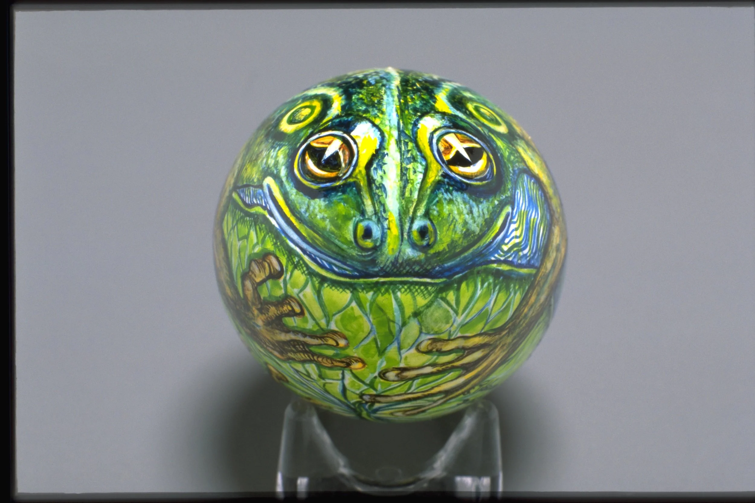 FROG - Front - Lathed wood/Pigment - Hen sized egg