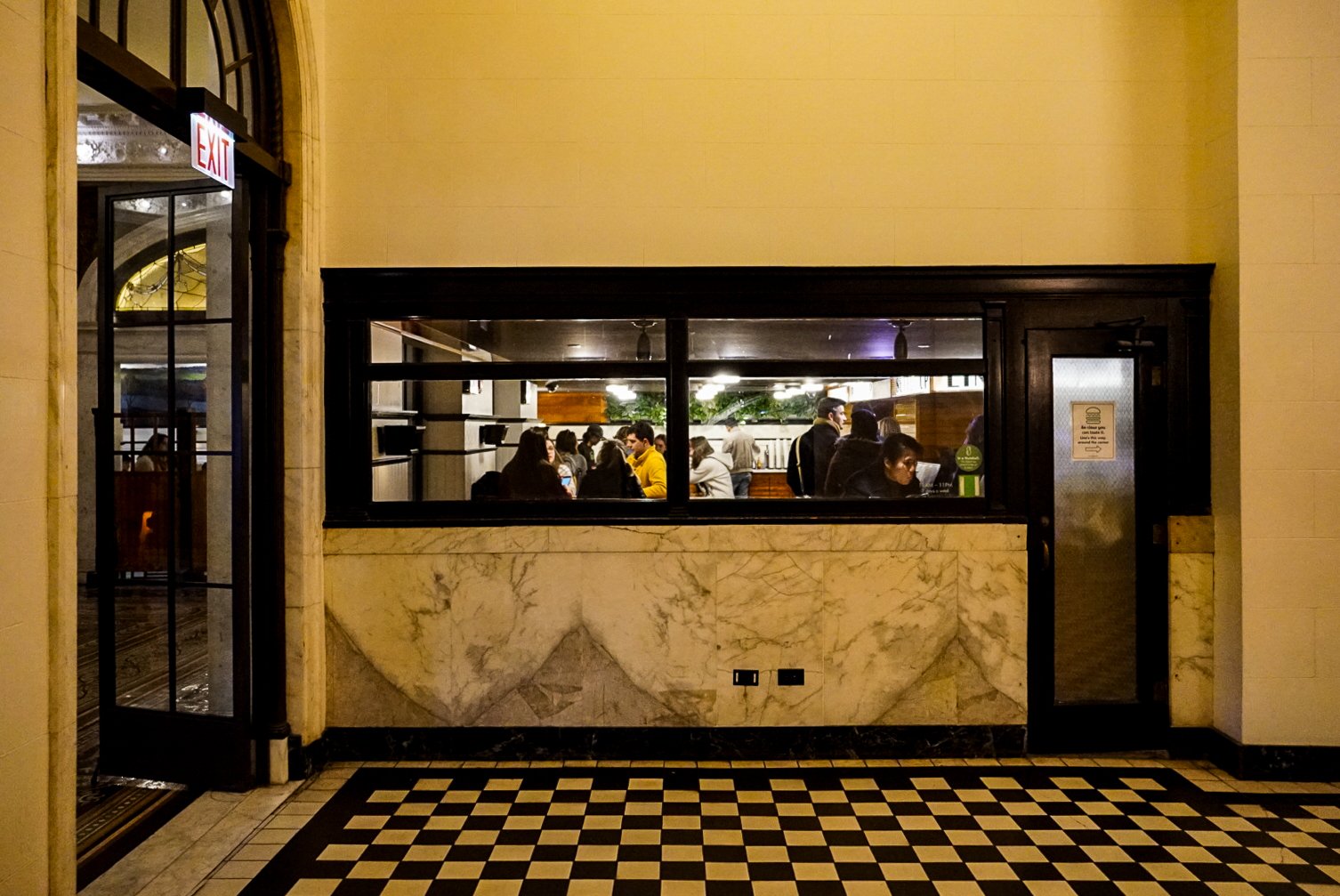 ‘Nighthawks’ Photographic Take